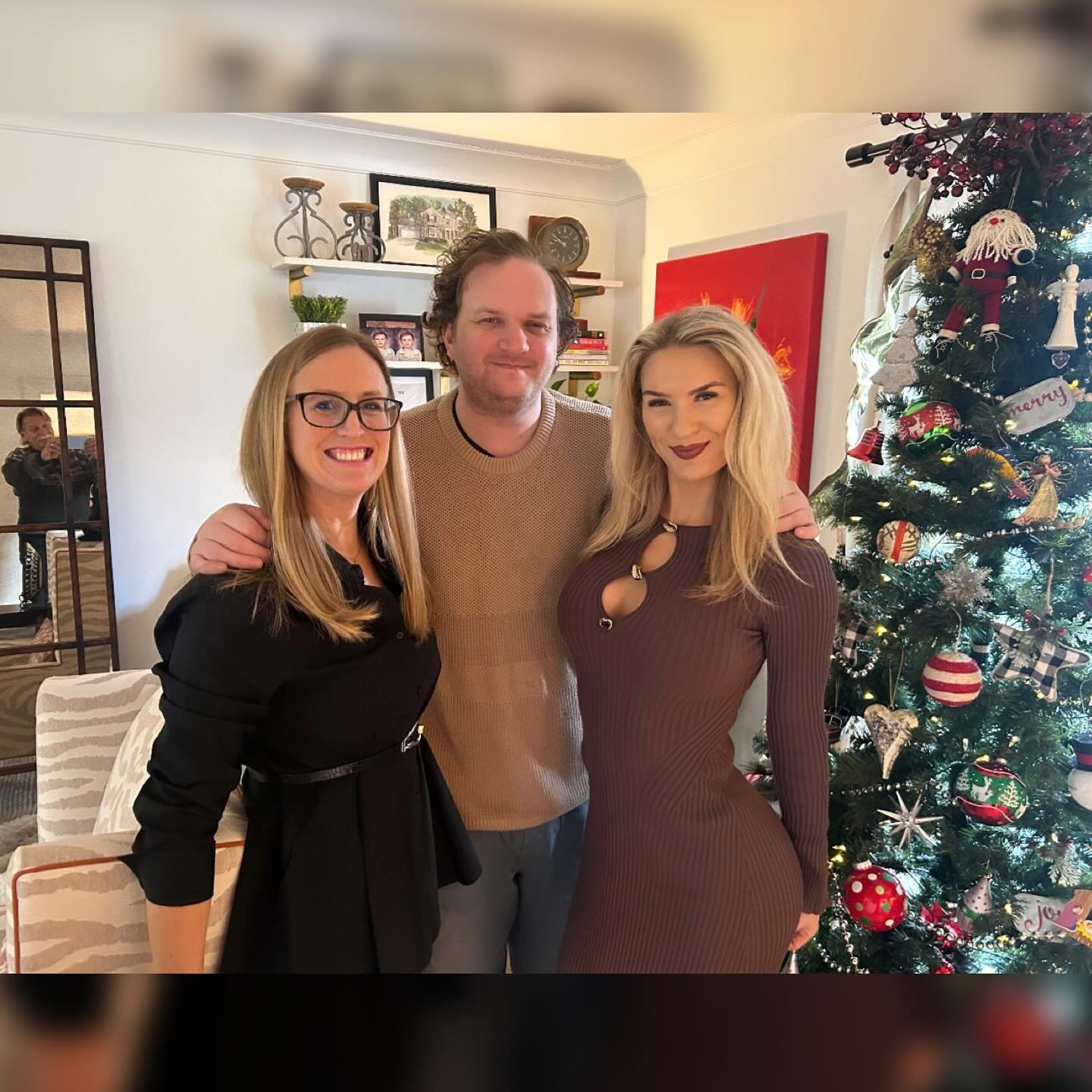 Cake &bull; Chaos &bull; &amp; Christmas Magic 🎄🎂✨