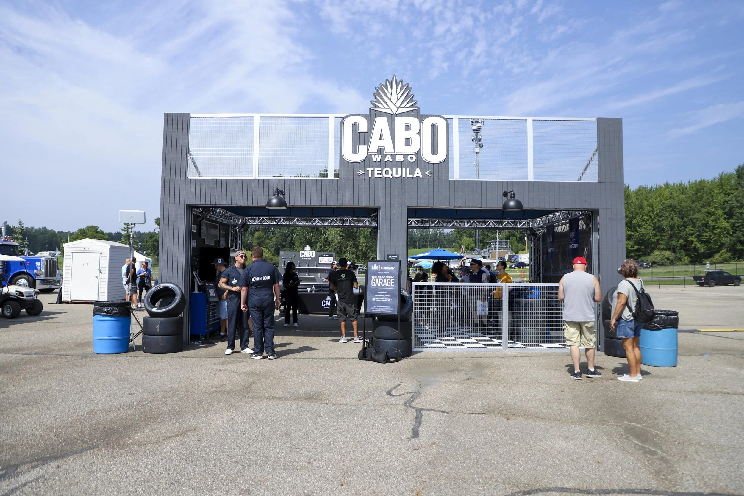 OHM-160over90-CaboWaboxNASCAR-Garage_26.jpg