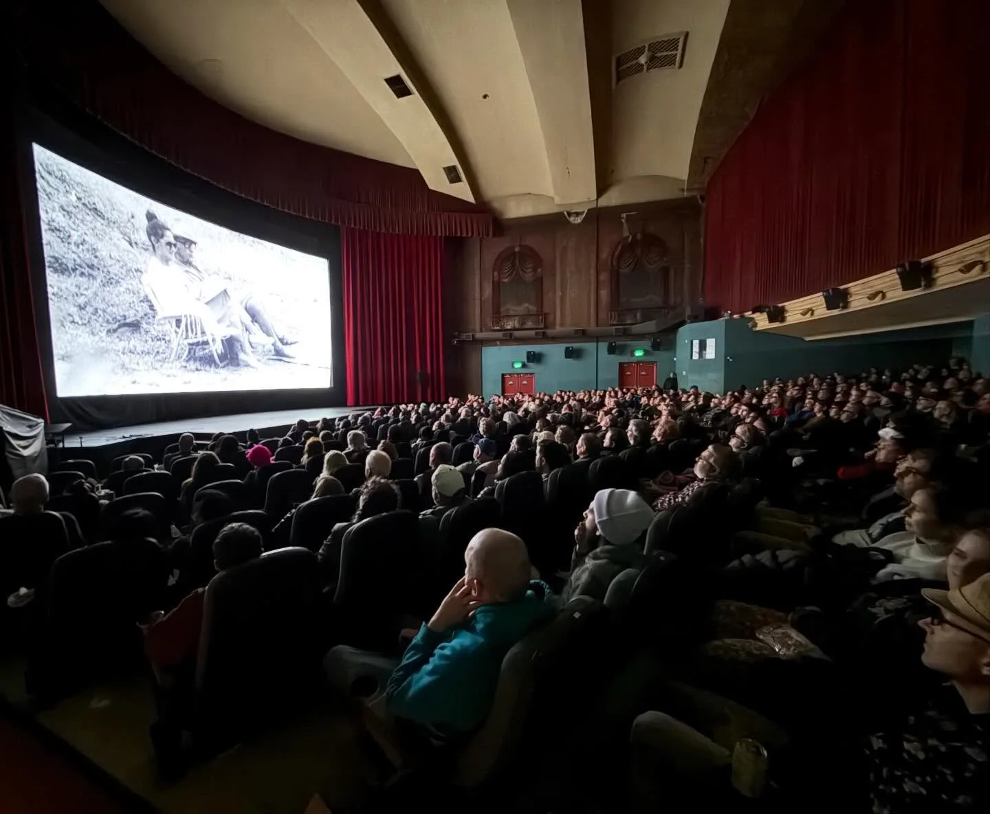 Thank you Portland for packing the Hollywood Theatre last night. You all brought such great energy, and we really appreciated the chance to share this film with you!

🙏 

#independentfilm #documentary #stopmotion