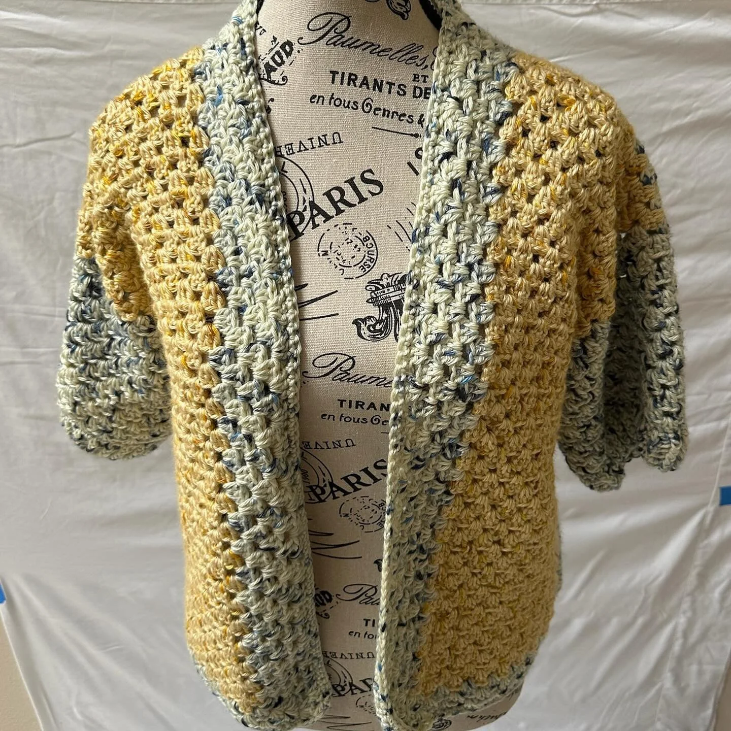 Short-sleeve cardigans! Lovely for spring, perfect for you. 💐💛💐