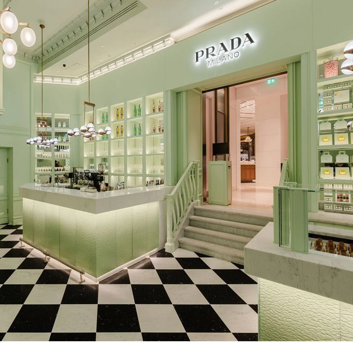 LUXURY IN STORE CAFES
Luxury brands turn retail into a low cost entry point through food and drink.
→ Luxury shifts from ownership to experience as brands compete for relevance (aspiration outpaces affordability).
