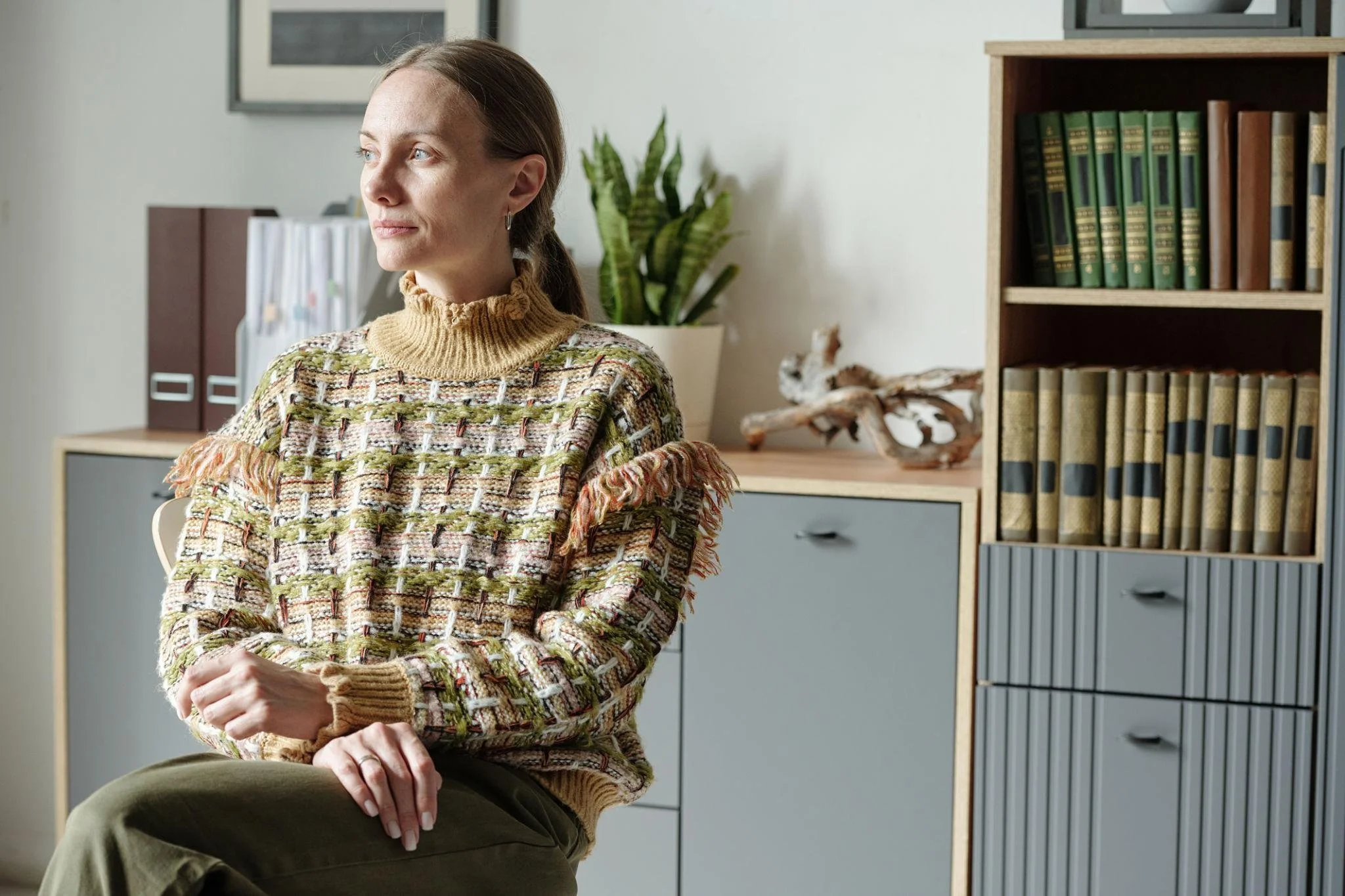 What Is Brainspotting? When Your Body Still Feels What Your Mind Wants to Move Past