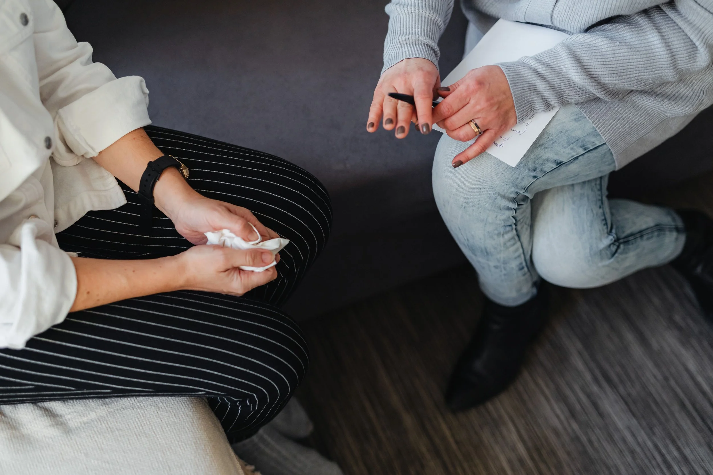 Woman attending a supportive psychotherapy session with a counselor in Scottsdale, Arizona.