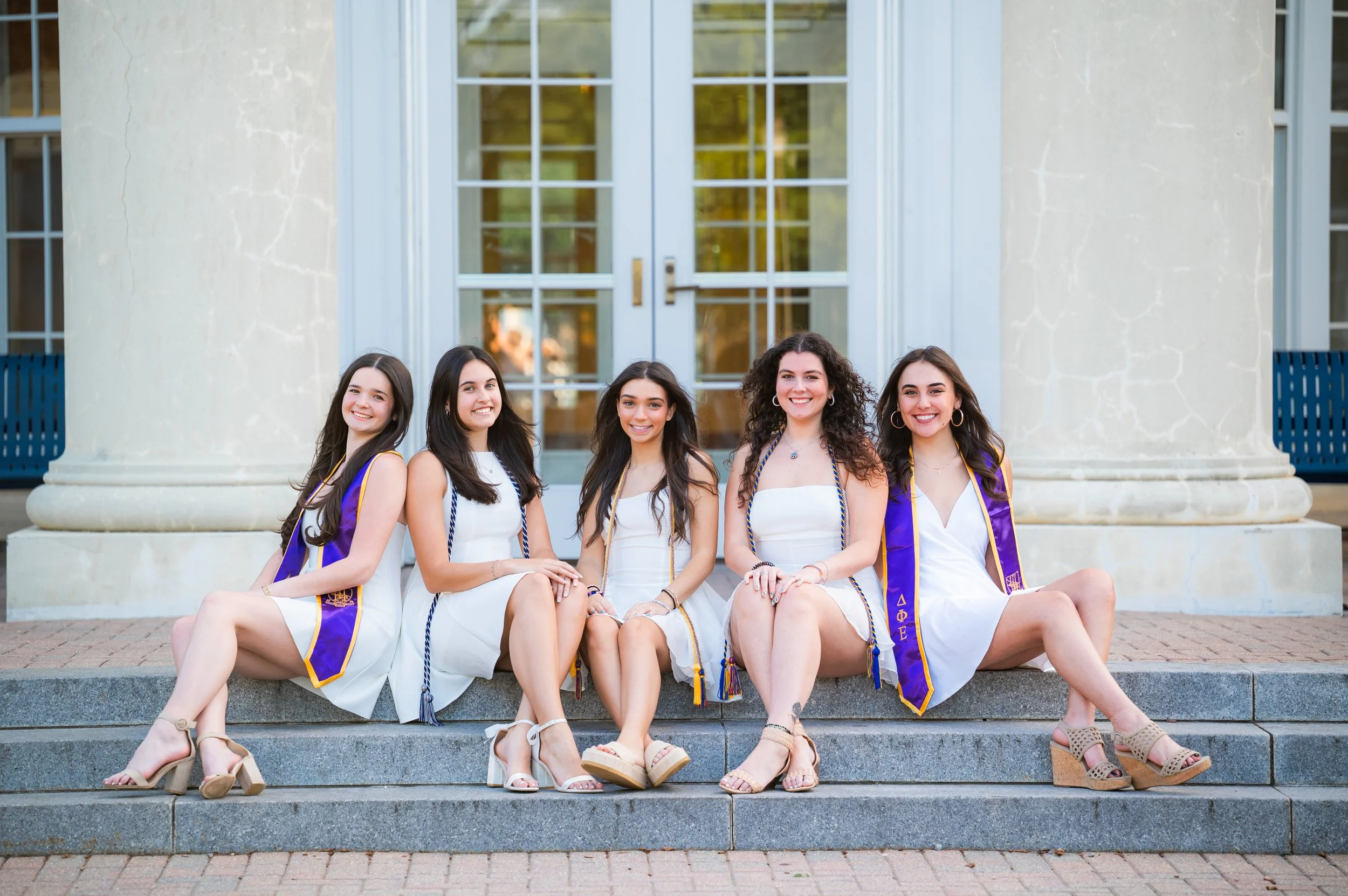 75_20250518 Lex Grad Portraits_0286.jpg