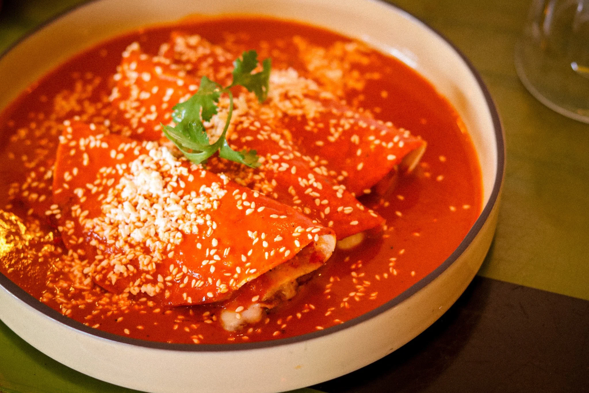 Look at that sauce. 🤤🦐
Our Enchiladas Coste&ntilde;as are smothered in a velvety guajillo and prawn fondo cream, finished with a generous shower of toasted sesame seeds and fresh cilantro.
Inside? Soft corn tortillas stuffed with cheese and prawns 