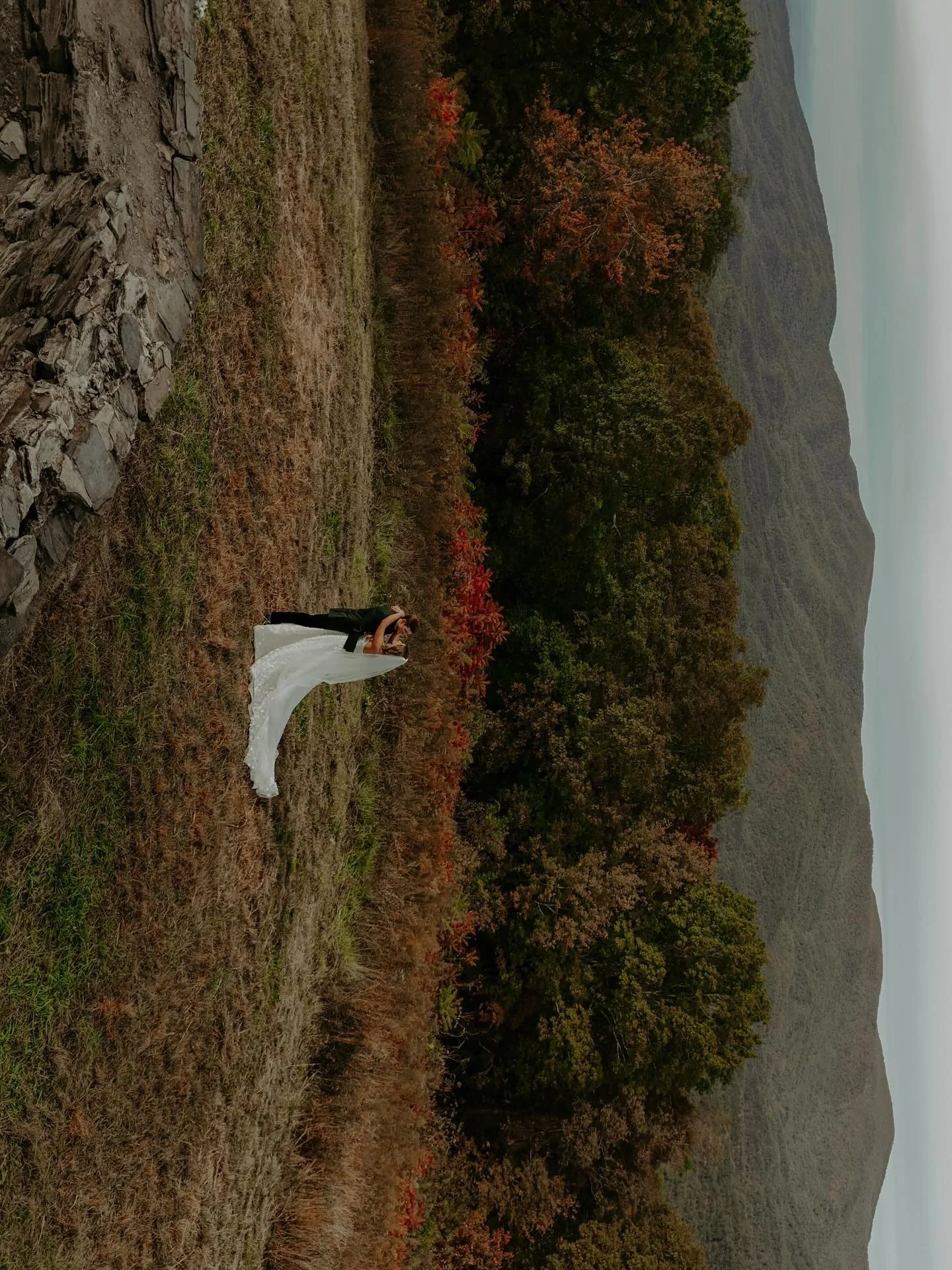sitting here dreaming of more mountains weddings &amp; elopements 🥹⛰️
.
.
Hair&amp;make up: @courta_whitfield 
Dress shop: @blushbridalgallery 
Dress designer: @maggiesotterodesigns 
.
.
.

#jacksonvilleweddingphotographer #jacksonvilleweddings #jac