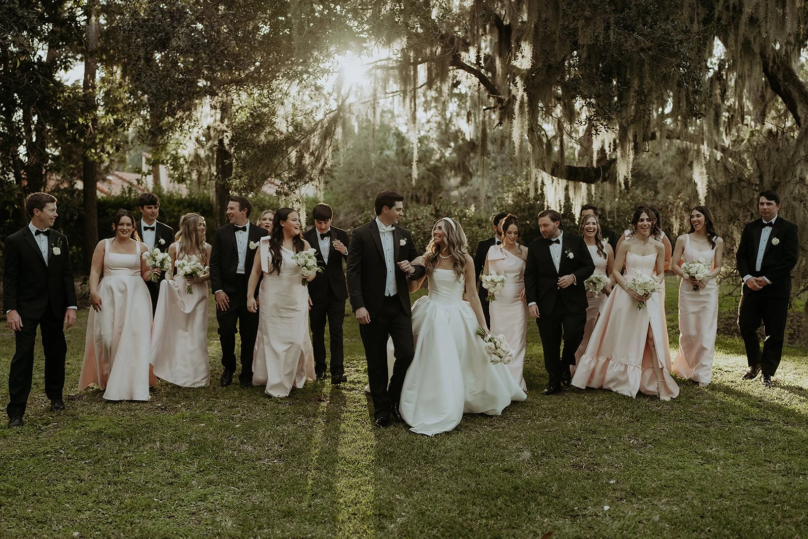 E+RWeddingSneakPeeks_MakaylaEarlPhoto-02436.jpg