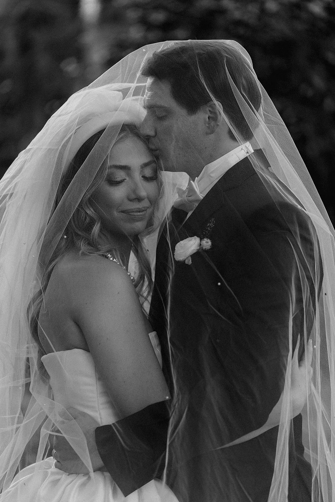 E+RWeddingSneakPeeks_MakaylaEarlPhoto-06445-2.jpg