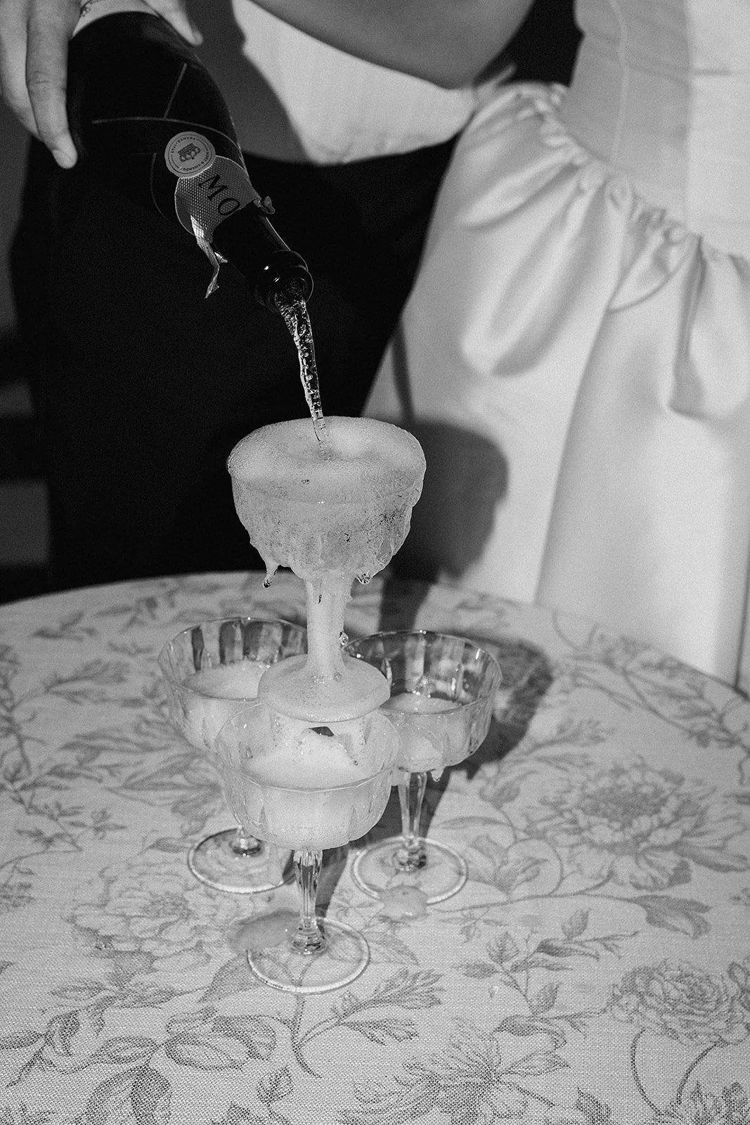 E+RWeddingSneakPeeks_MakaylaEarlPhoto-06638-2.jpg