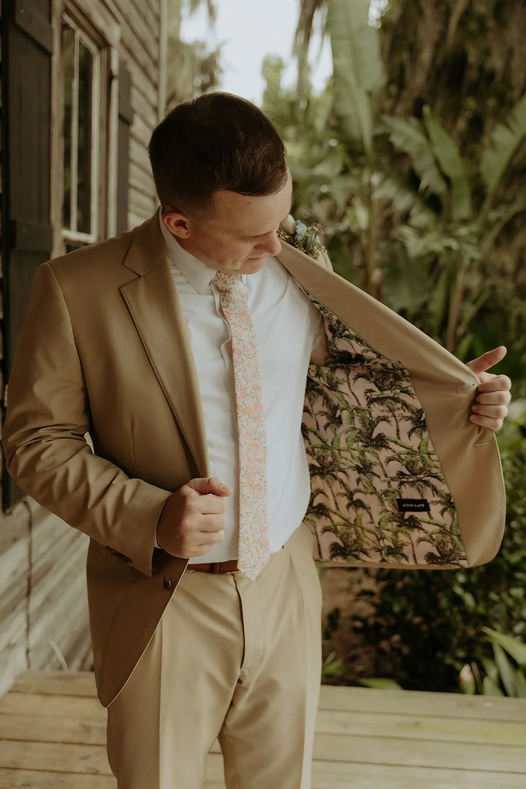 SNEAKPEEKS_MAKAYLAEARLPHOTO-23.jpg