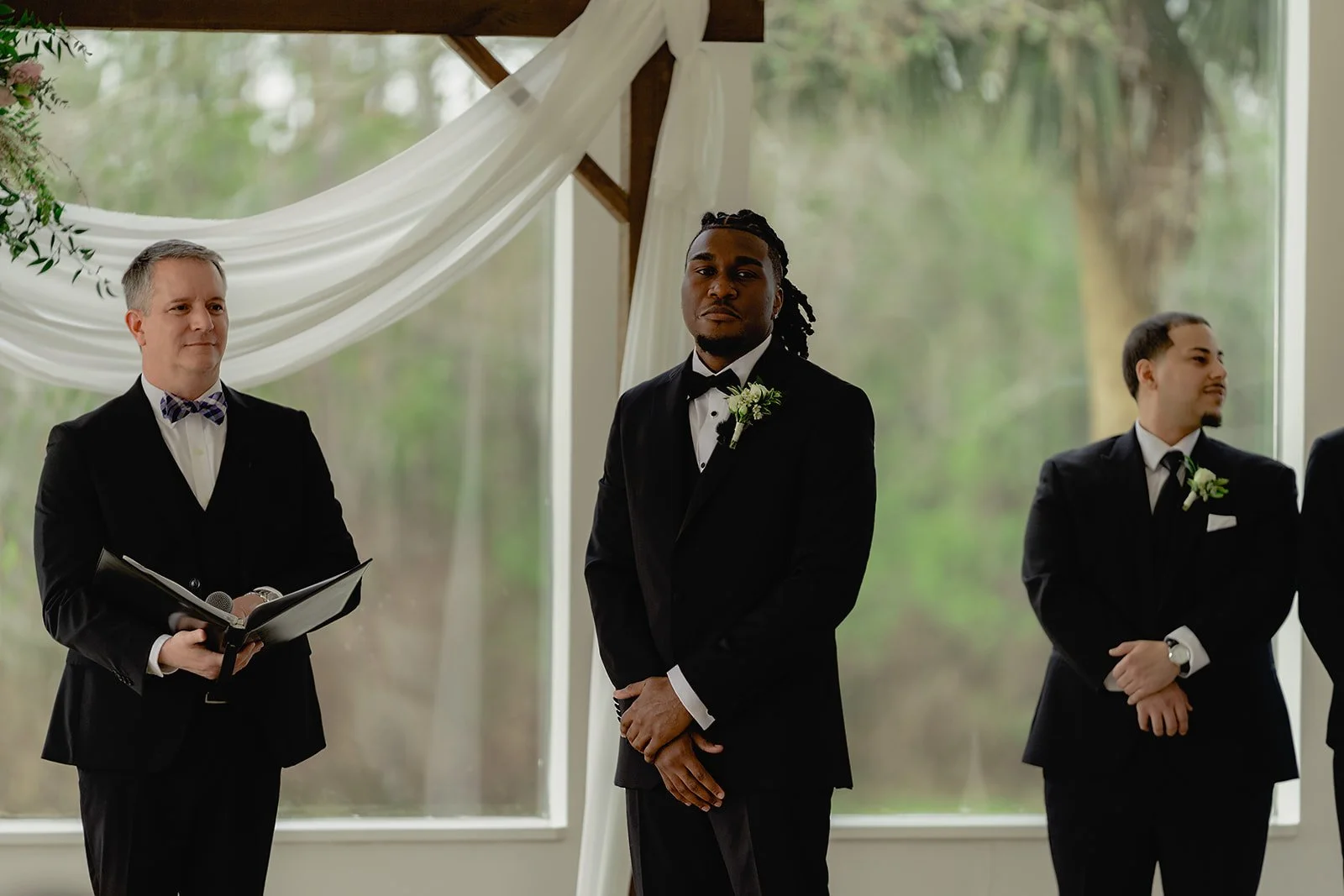 SNEAKPEEKS_MAKAYLAEARLPHOTO-11.jpg