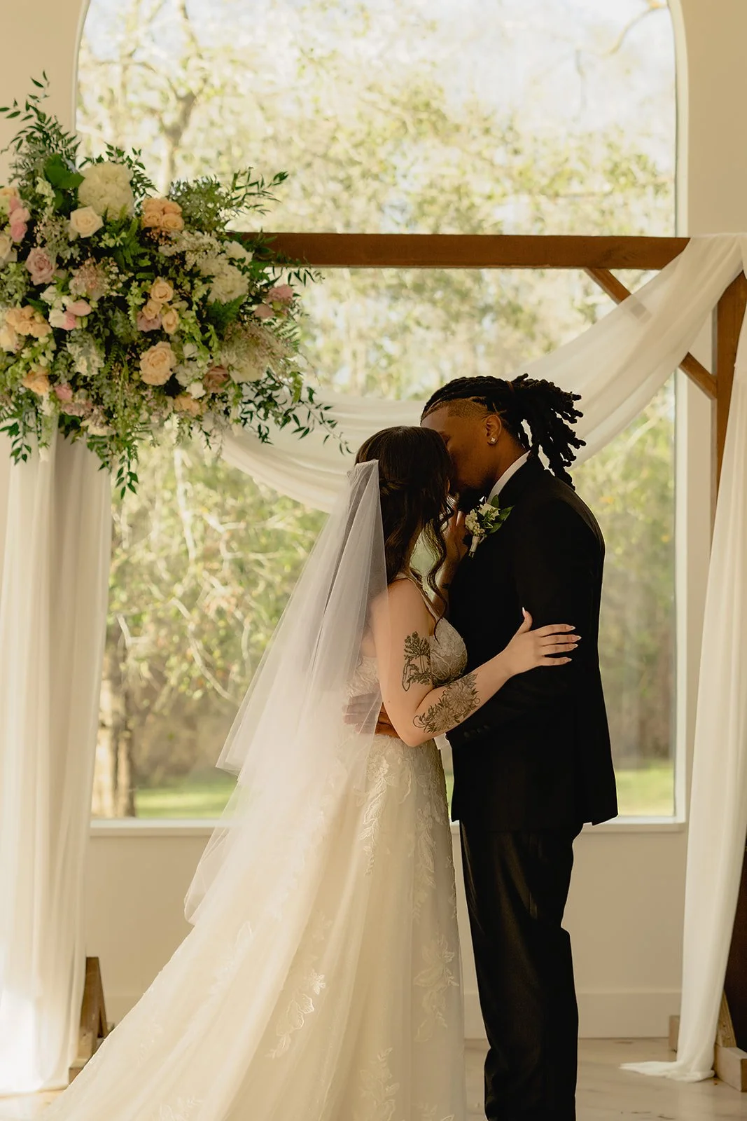 SNEAKPEEKS_MAKAYLAEARLPHOTO-16.jpg