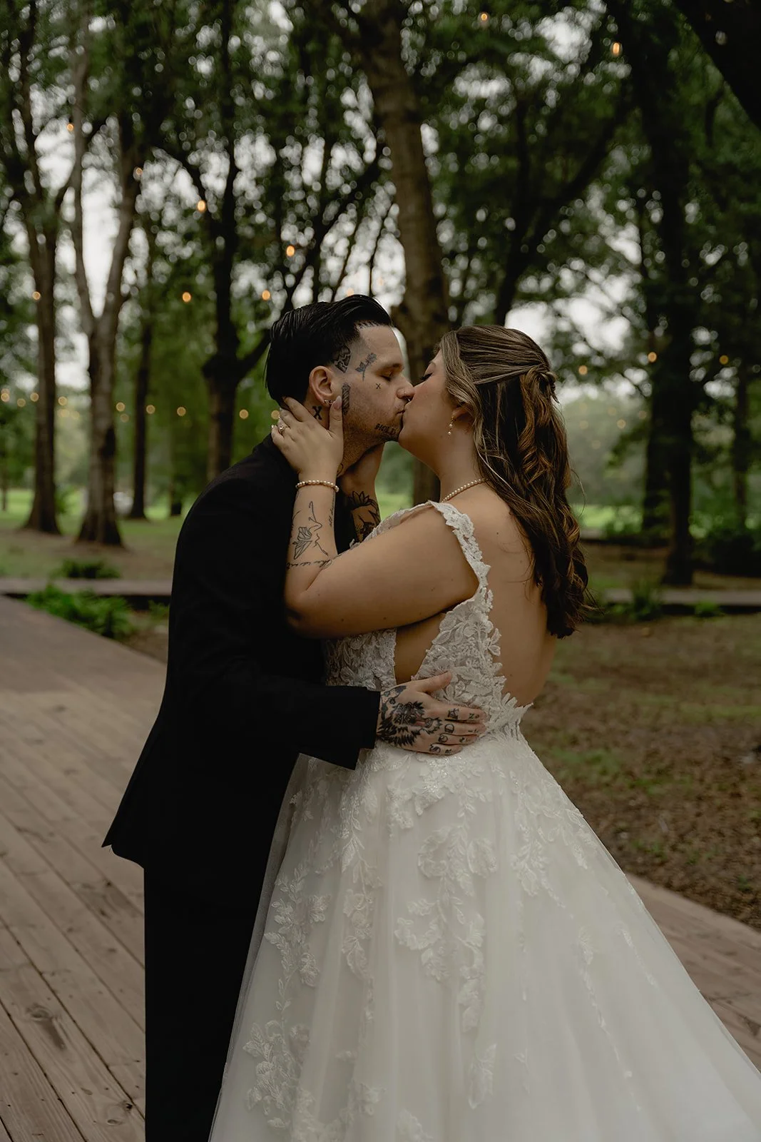 A&TSNEAKPEEKS_MAKAYLAEARLPHOTO-18.jpg