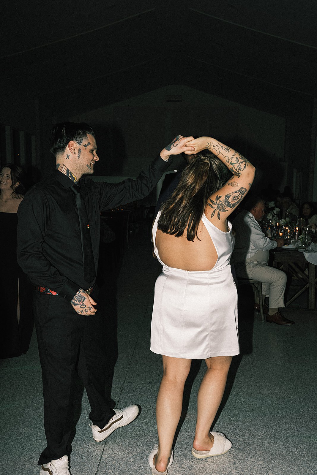 A&TSNEAKPEEKS_MAKAYLAEARLPHOTO-67.jpg