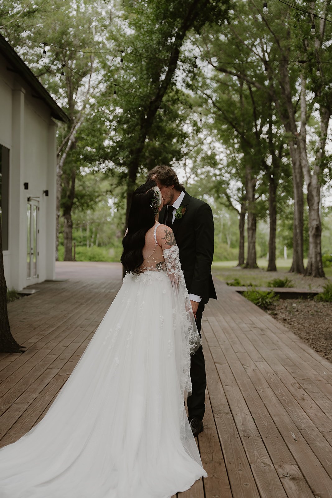 SNEAKPEEK_MAKAYLAEARLPHOTO-37.jpg