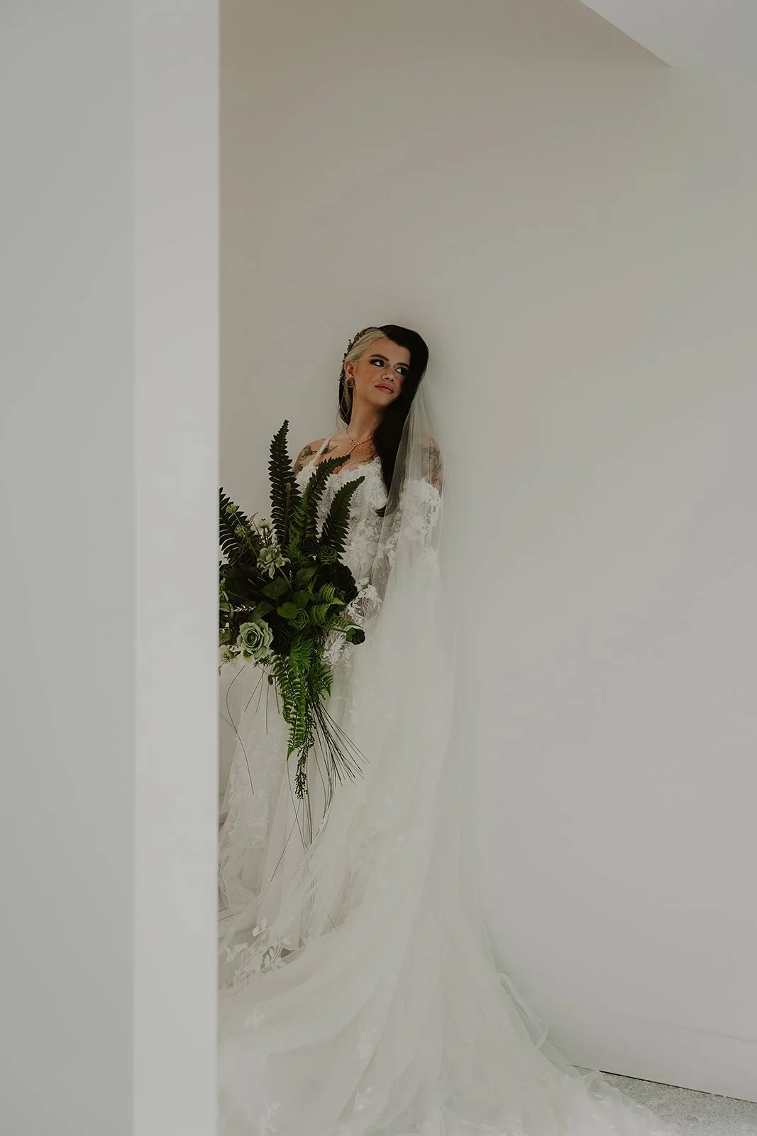 SNEAKPEEK_MAKAYLAEARLPHOTO-51.jpg
