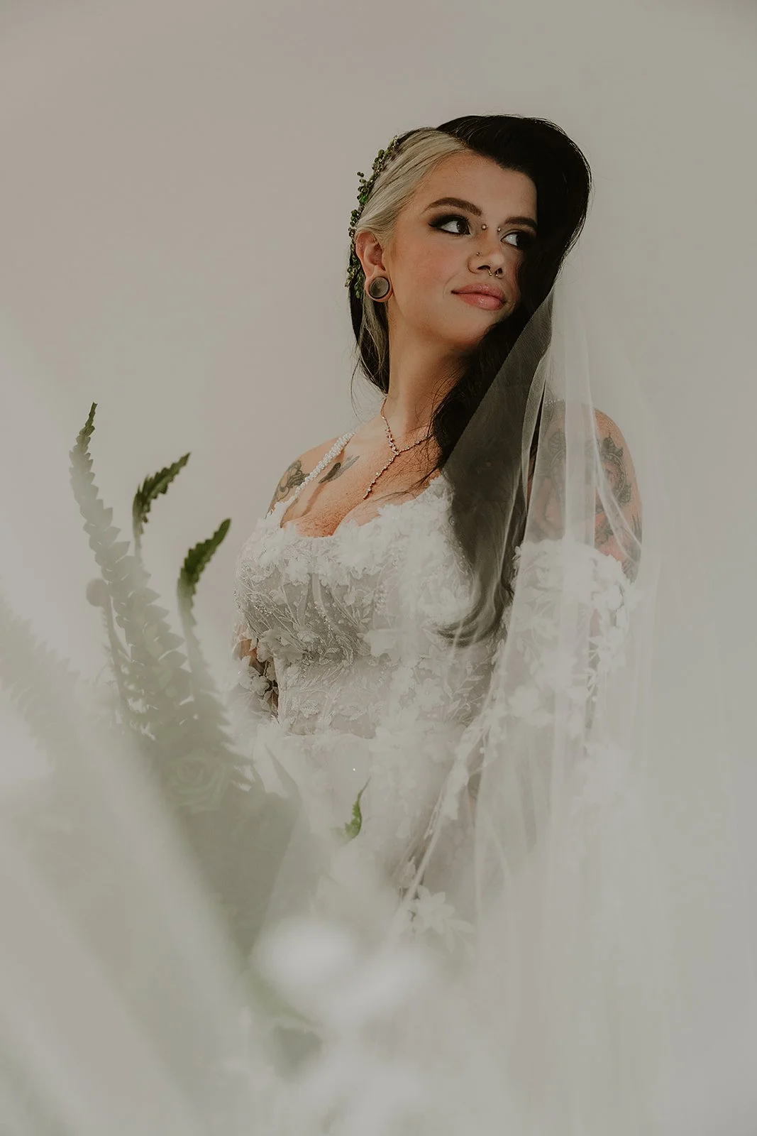 SNEAKPEEK_MAKAYLAEARLPHOTO-55.jpg