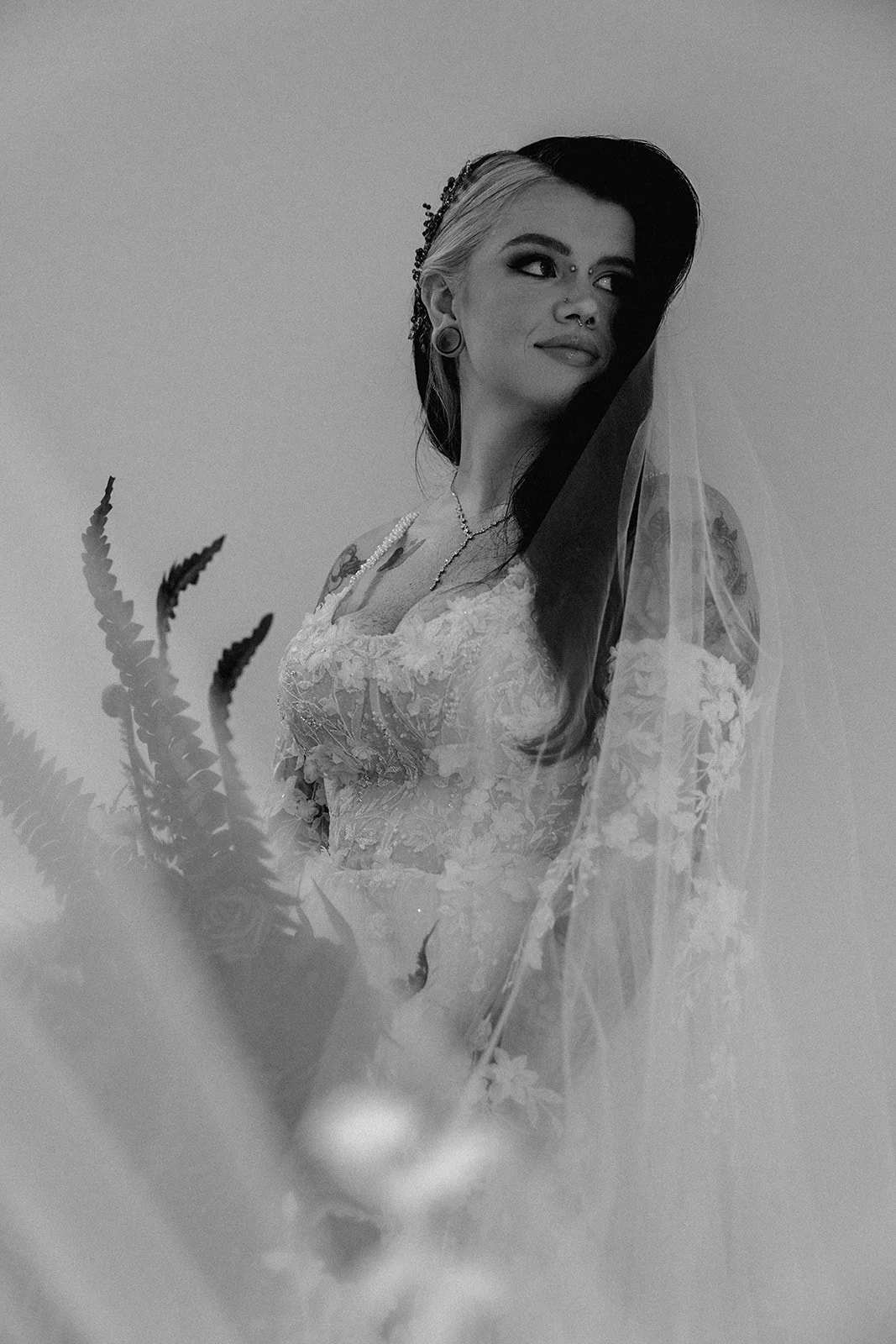 SNEAKPEEK_MAKAYLAEARLPHOTO-56.jpg