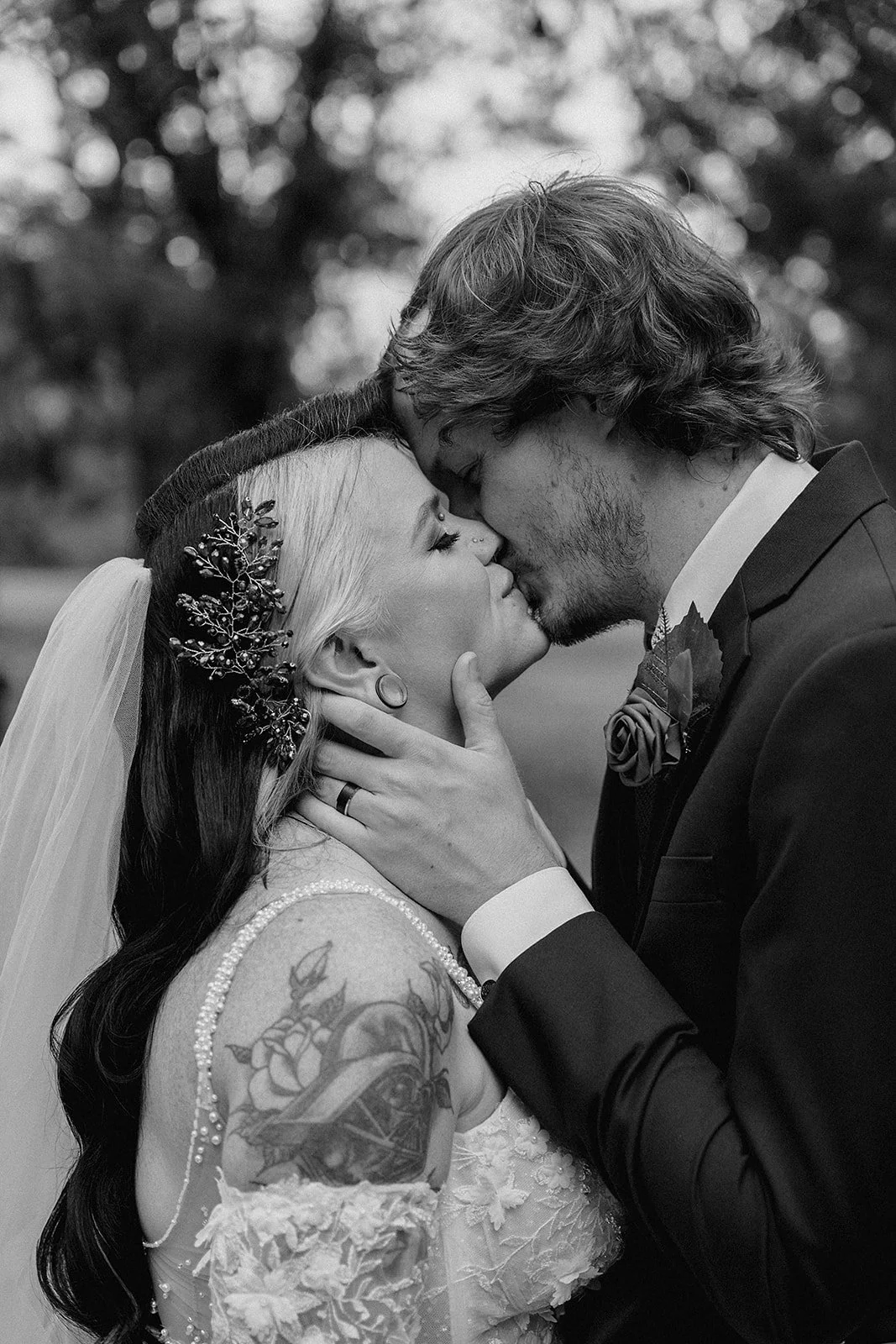 SNEAKPEEK_MAKAYLAEARLPHOTO-58.jpg