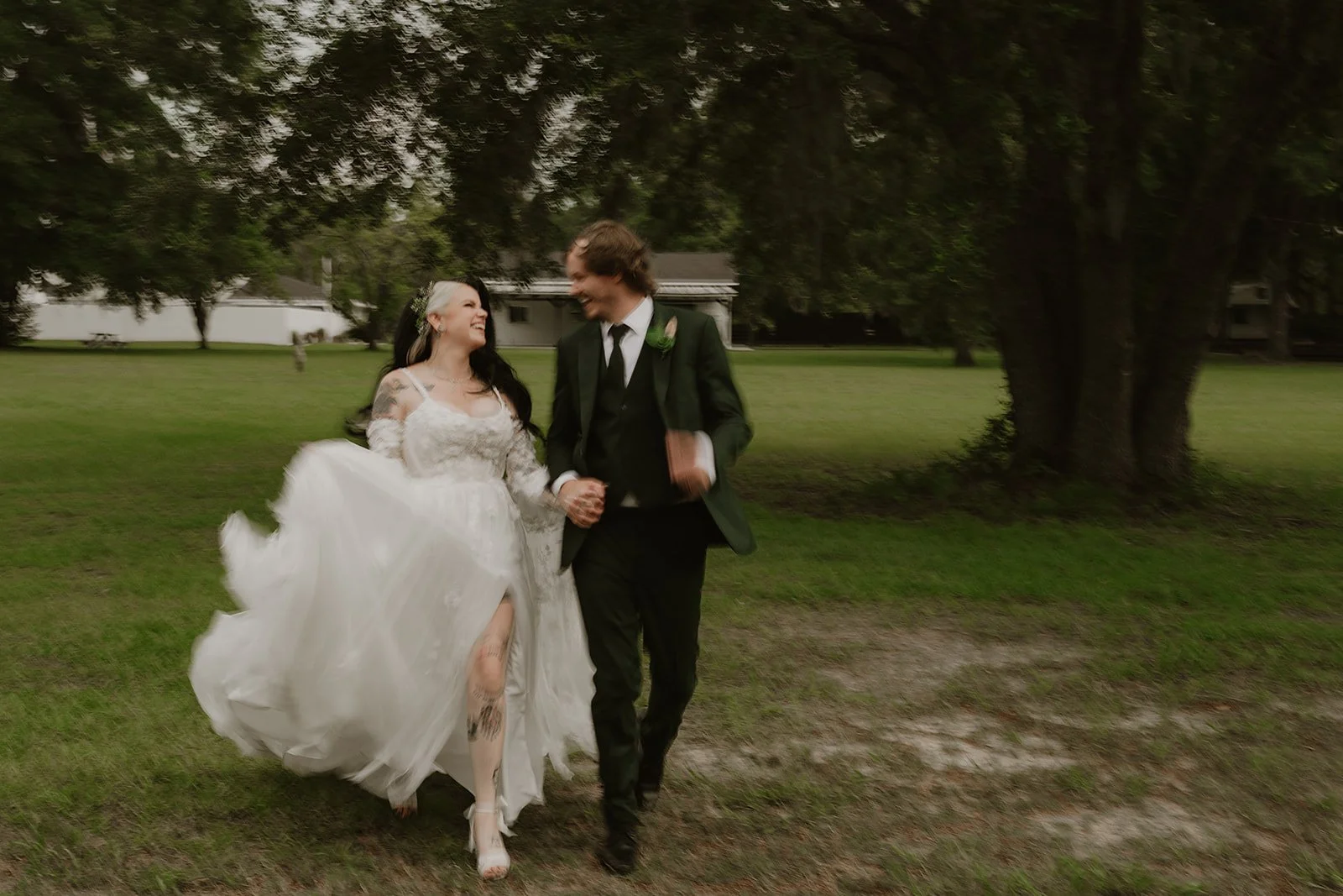 SNEAKPEEK_MAKAYLAEARLPHOTO-62.jpg