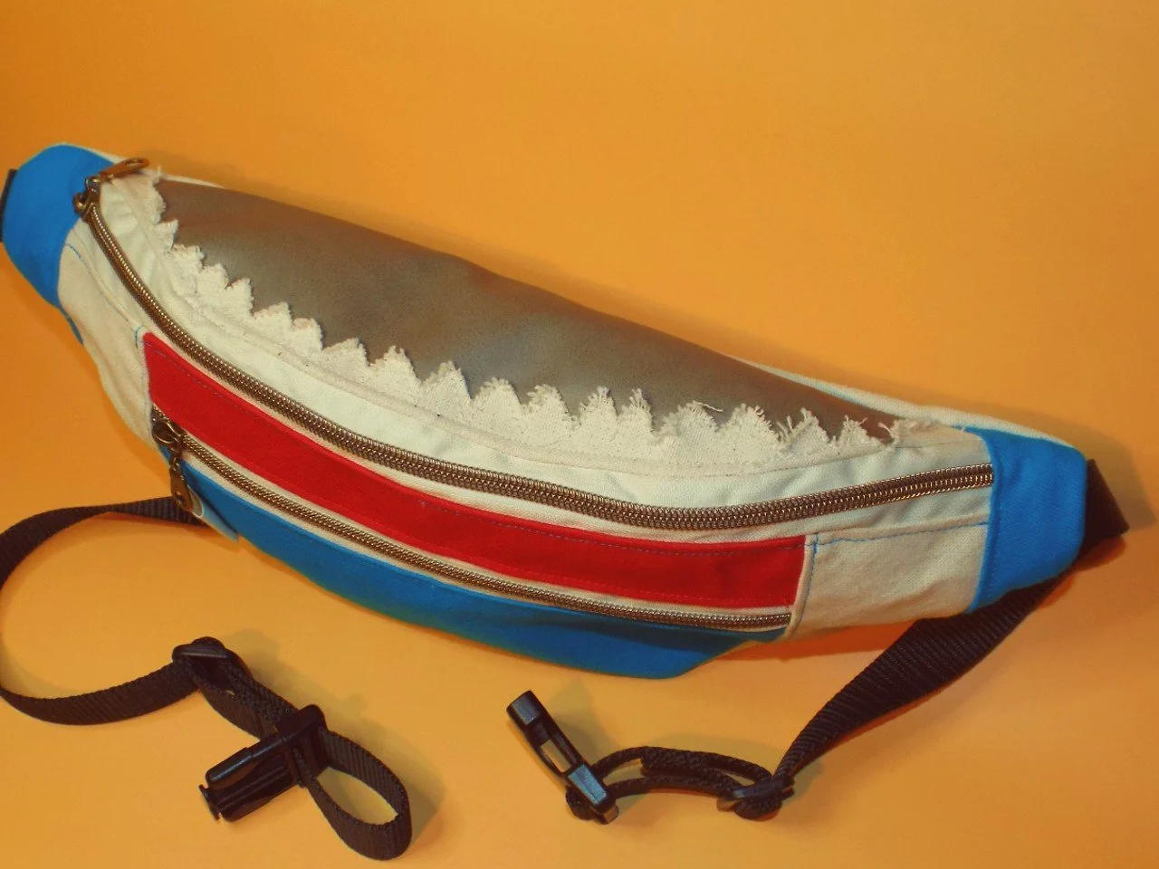 jaws2.jpg
