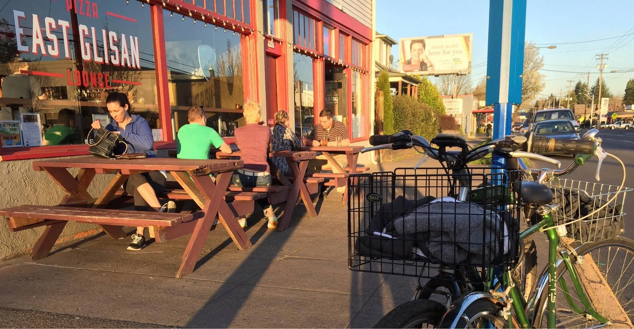 Oct. 6 - MNA fundraiser at East Glisan Pizza Lounge