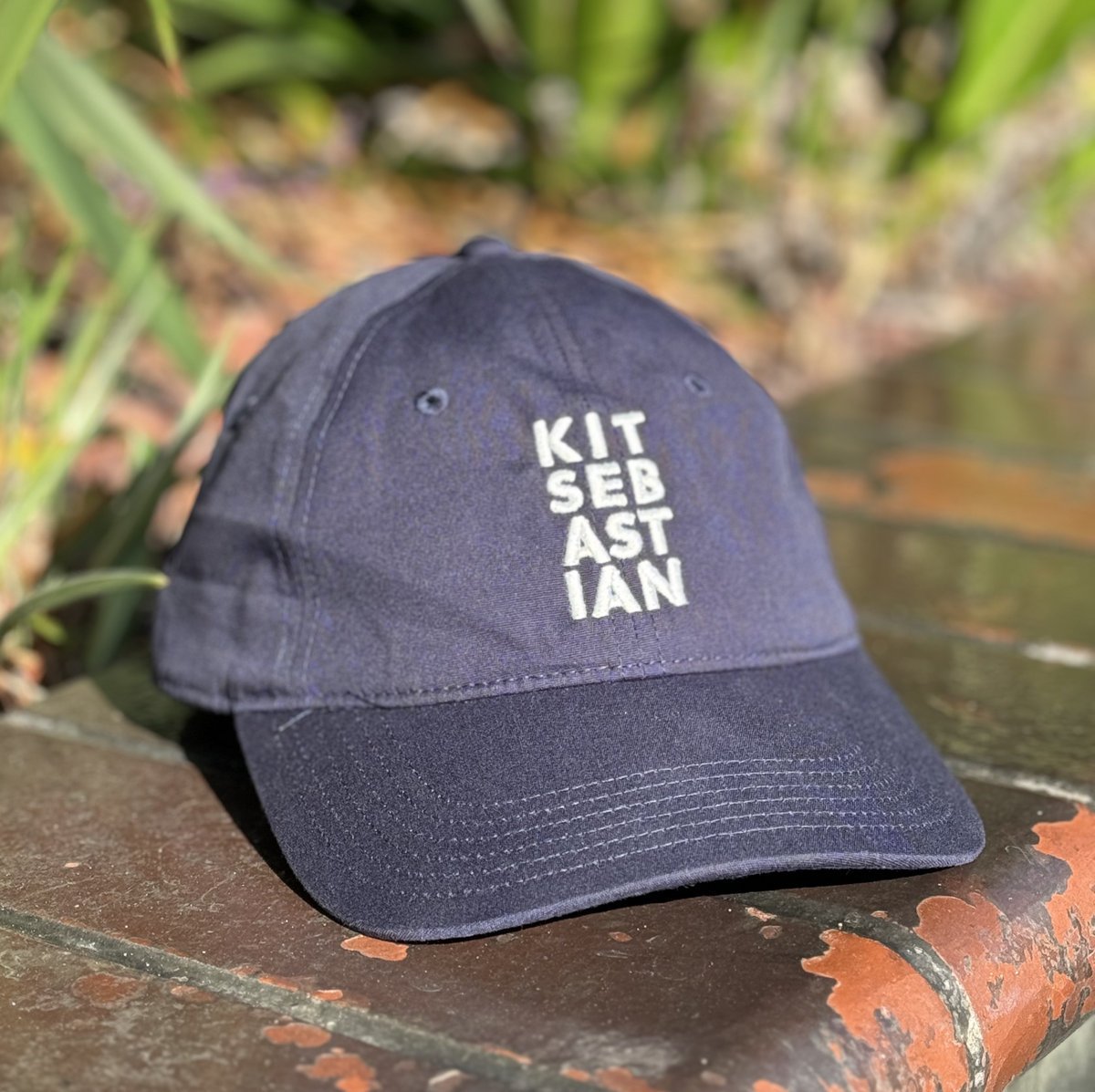Kit Sebastian - 'New Internationale' logo cap