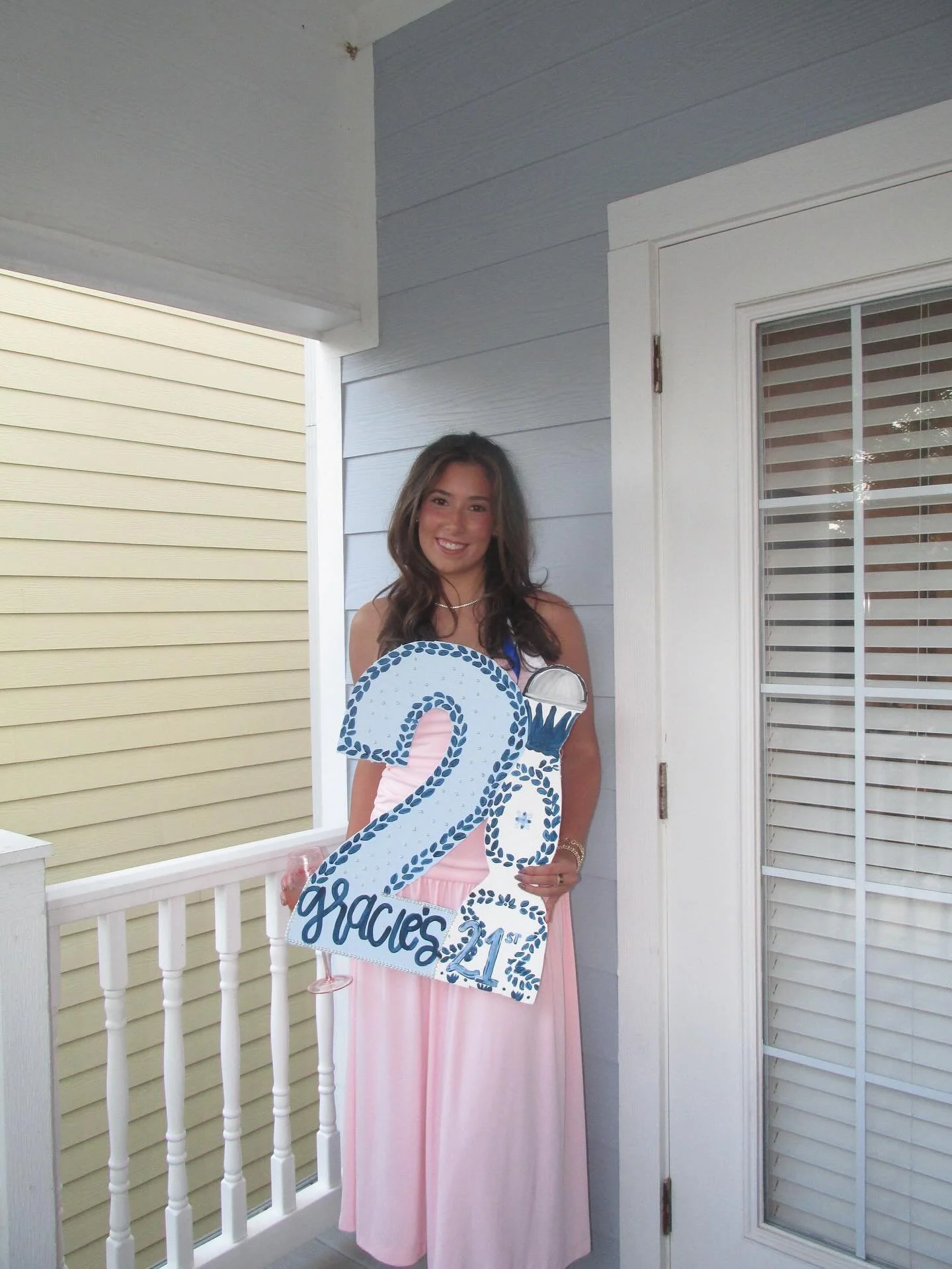 Yay for 21st necklaces!!! Dm to order 🩵🩵🩵

#customade #giftideas #birthdaynecklace #twentyfirstbirthday