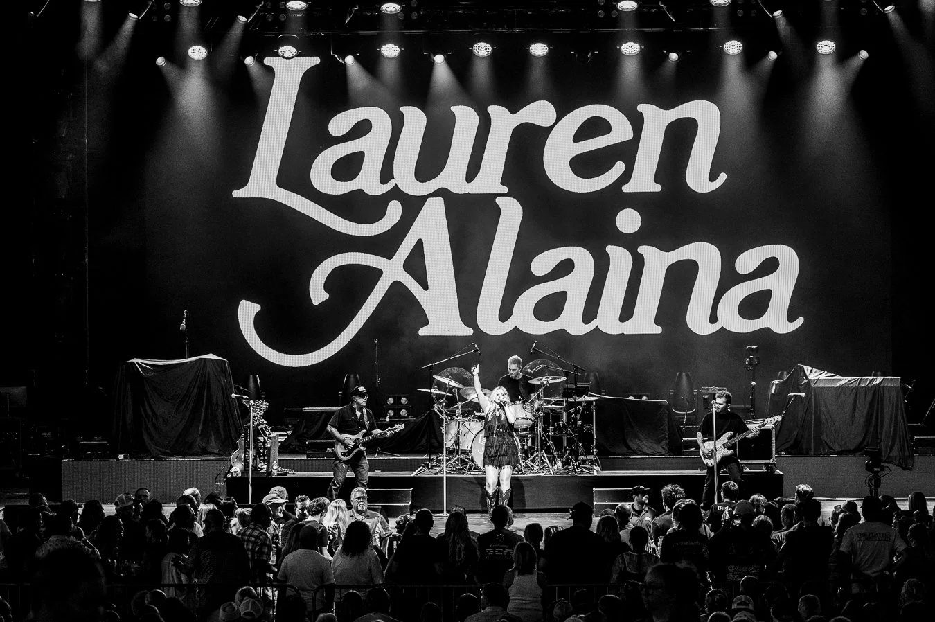 LAUREN ALAINA (3).jpg