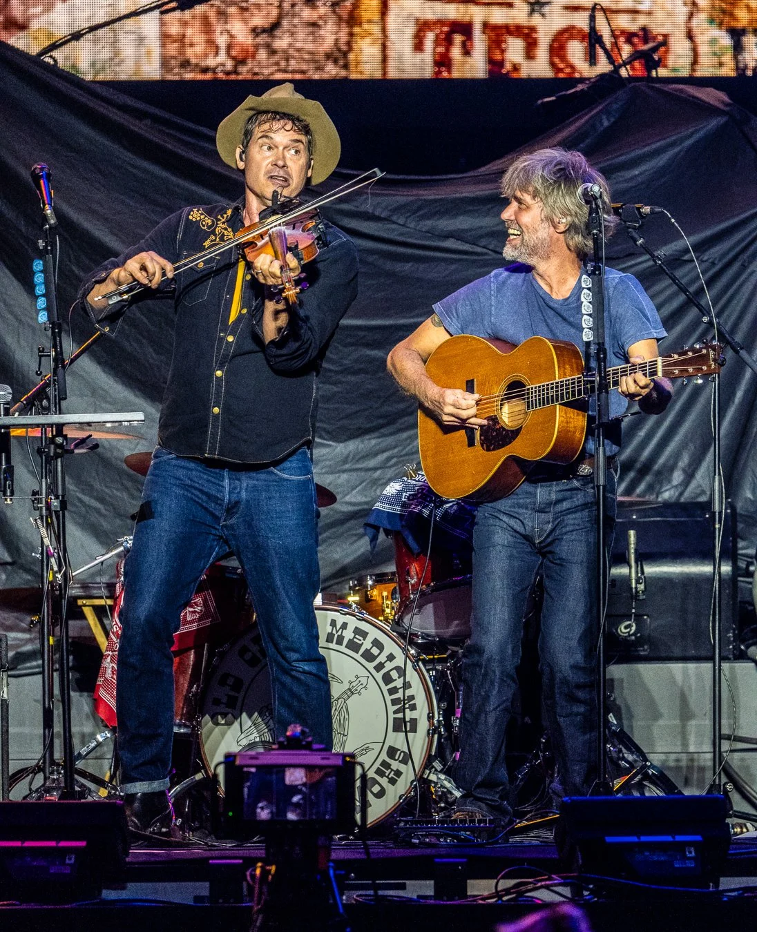 OLD CROW MEDICINE SHOW (3).jpg