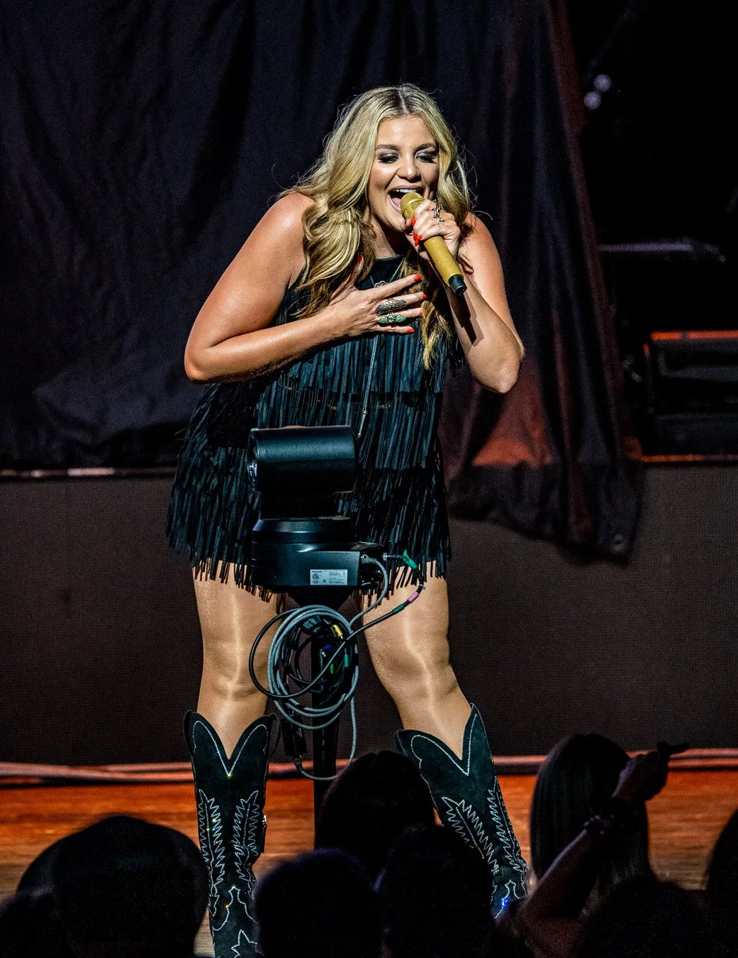 LAUREN ALAINA (20).jpg