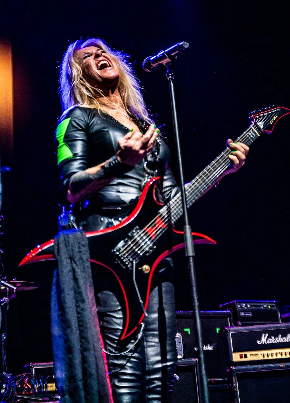 Lita Ford (6).jpg