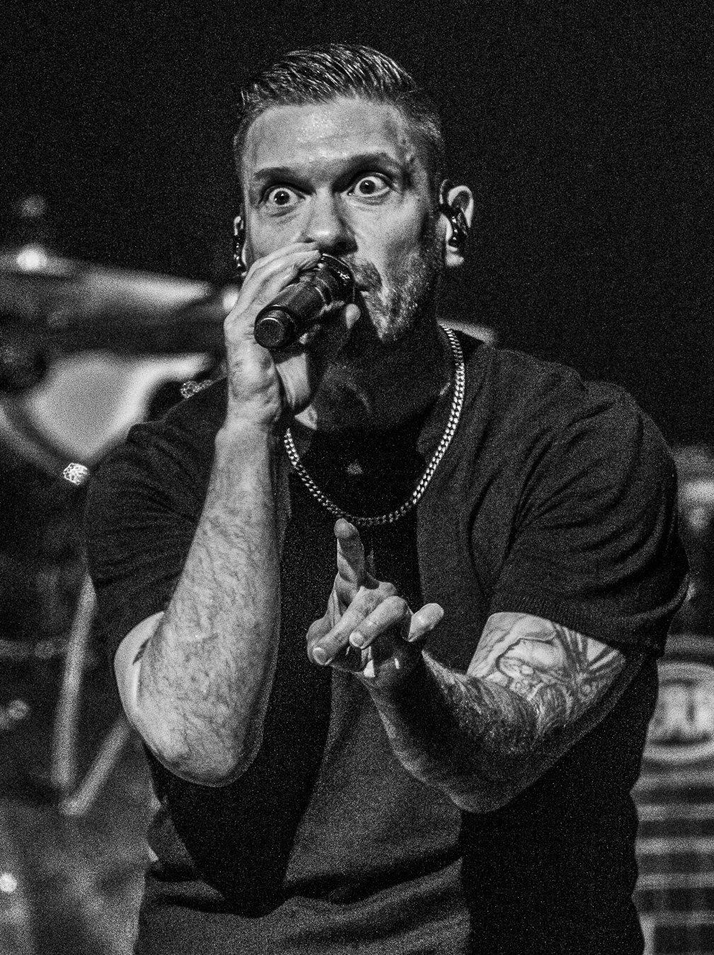 SHINEDOWN (75).jpg