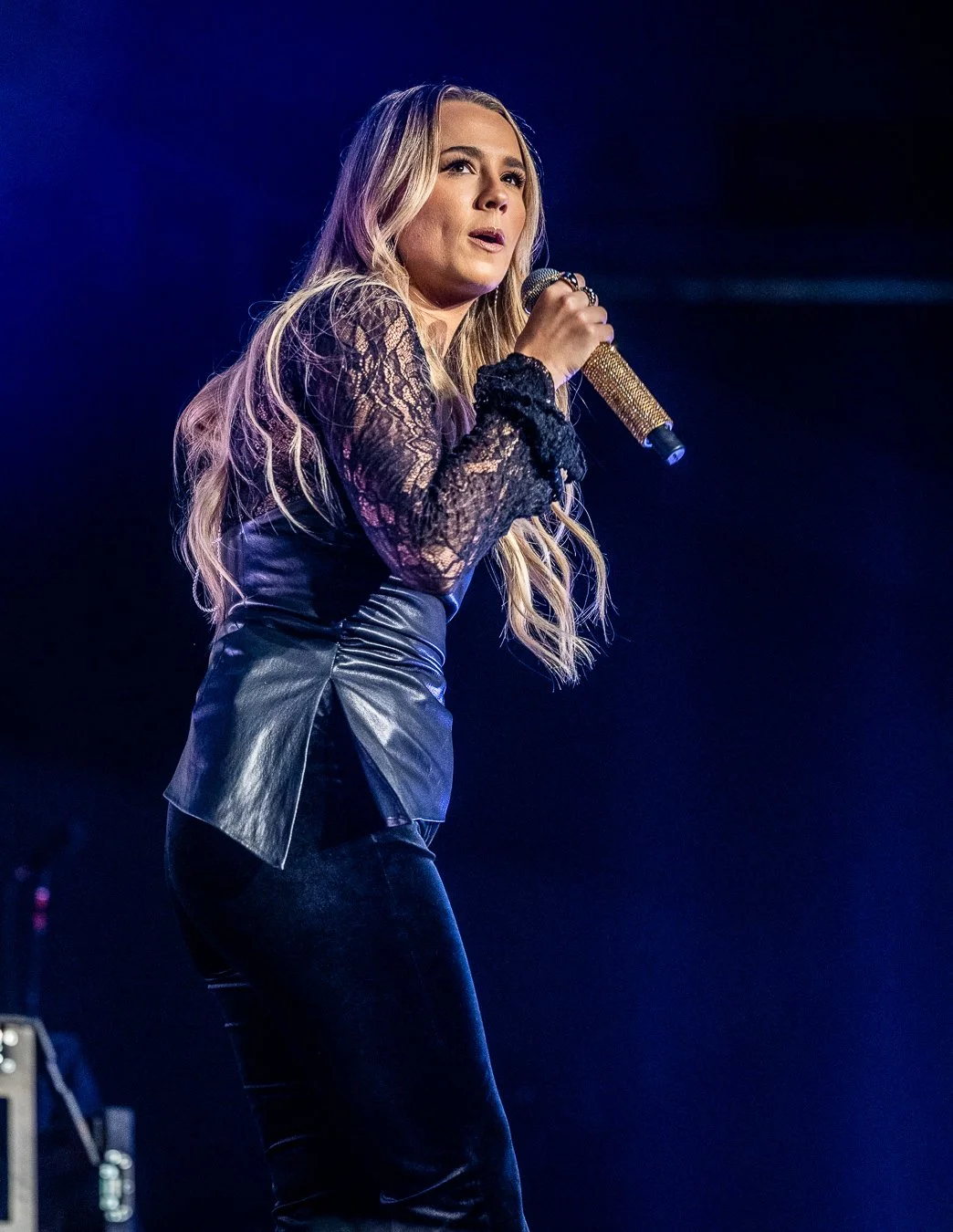 Gabby Barrett (86).jpg
