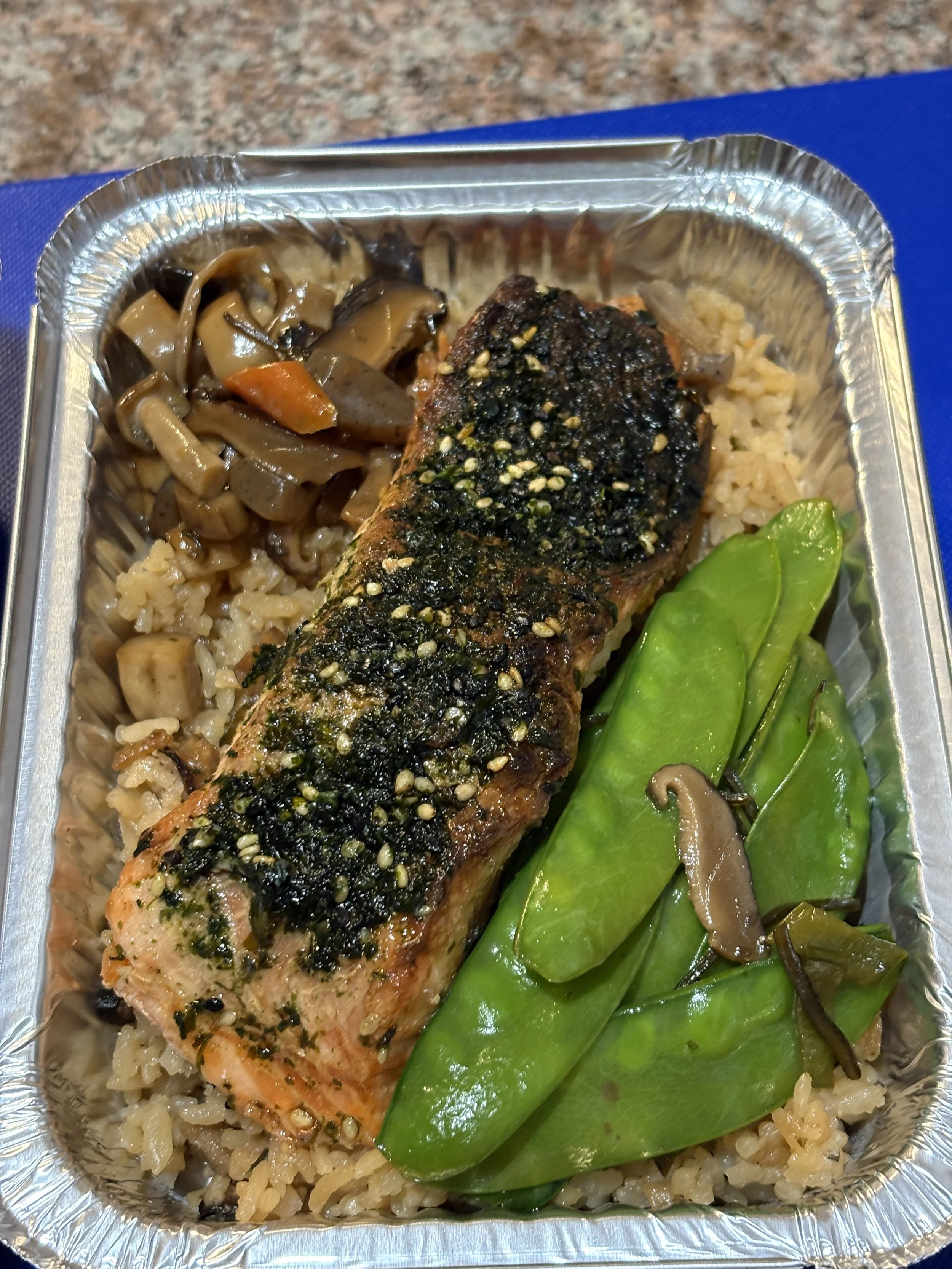 Furikake Salmon + Takikomi Gohan | 1 Large Serving
