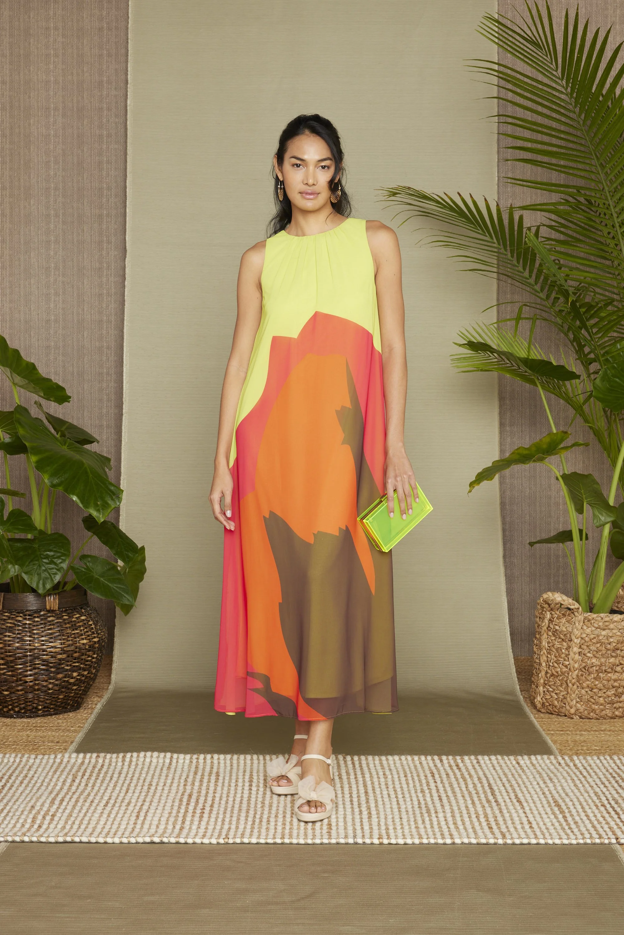 KGSP24_STU_WMNS_DRESS_7_0128.jpg
