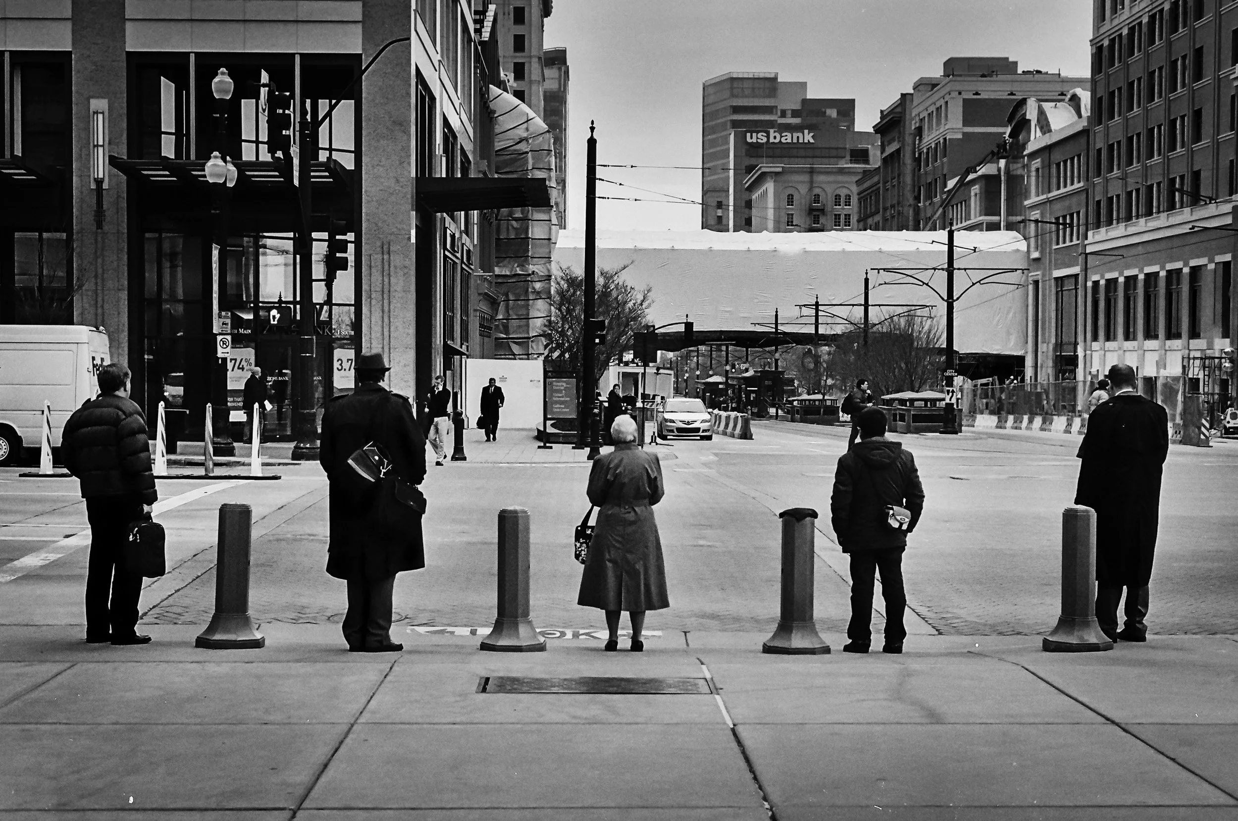 I feel this image is the first image that solidified my love for Street Photography, and the evanescence of the Decisive Moment.