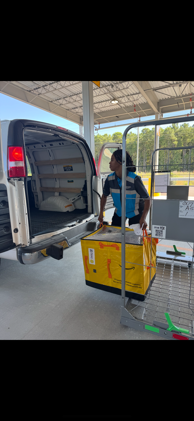 Female G7 Logistics Driver
