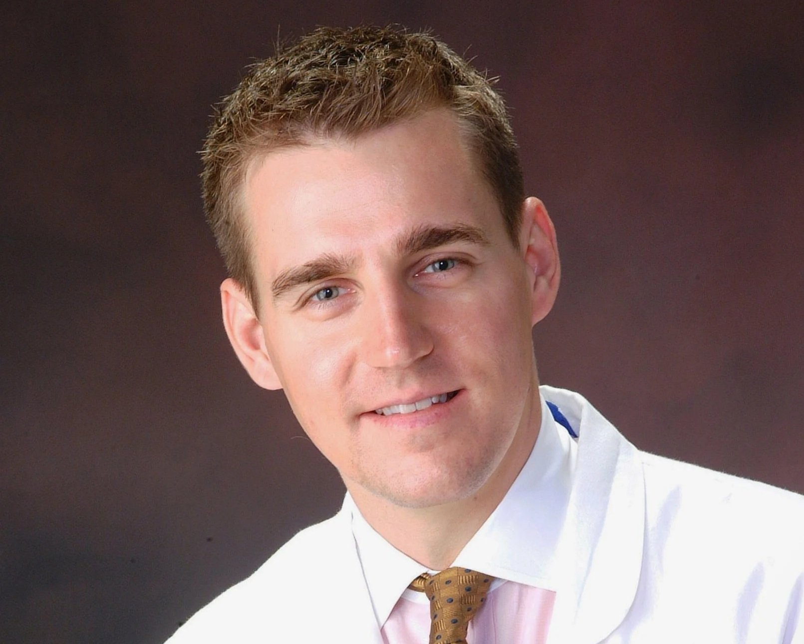 Practicing physican surgeon since 2003.jpg