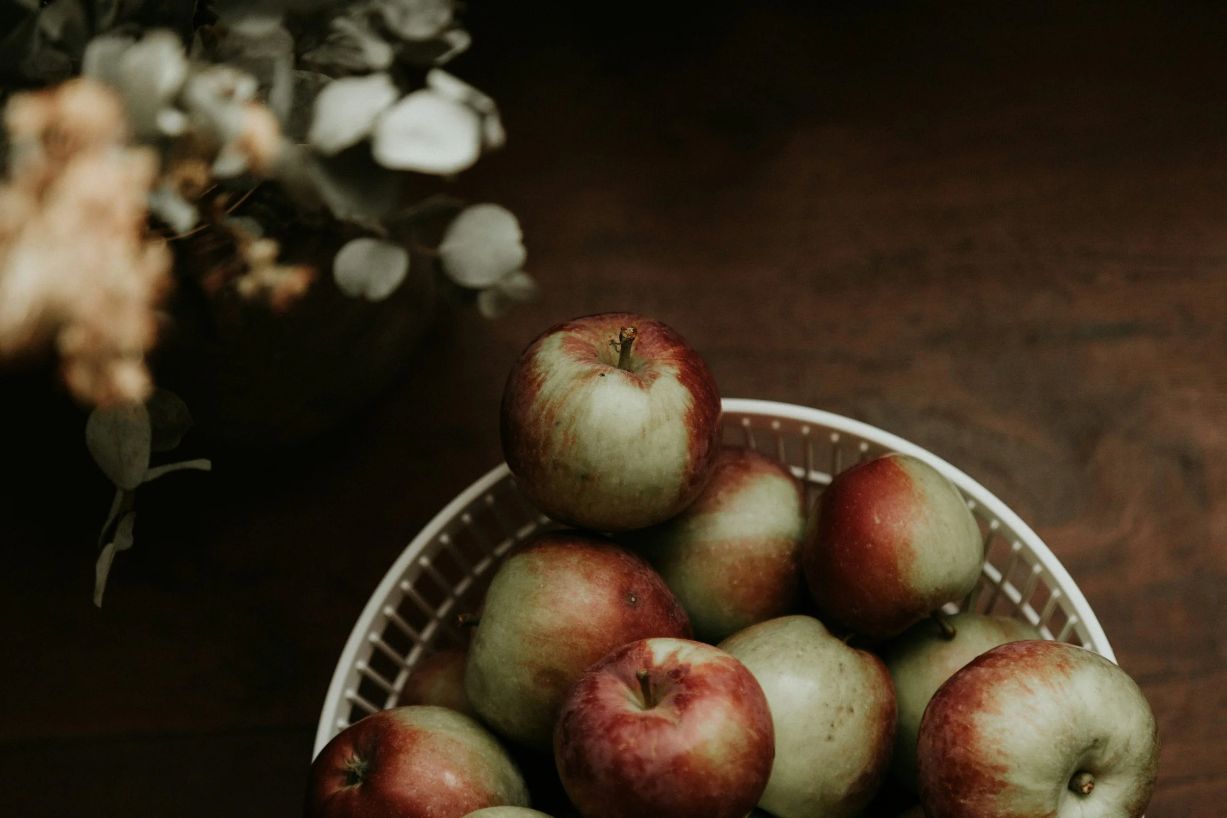 Recipe: Stewed Apples &amp; Oatmeal Bowl