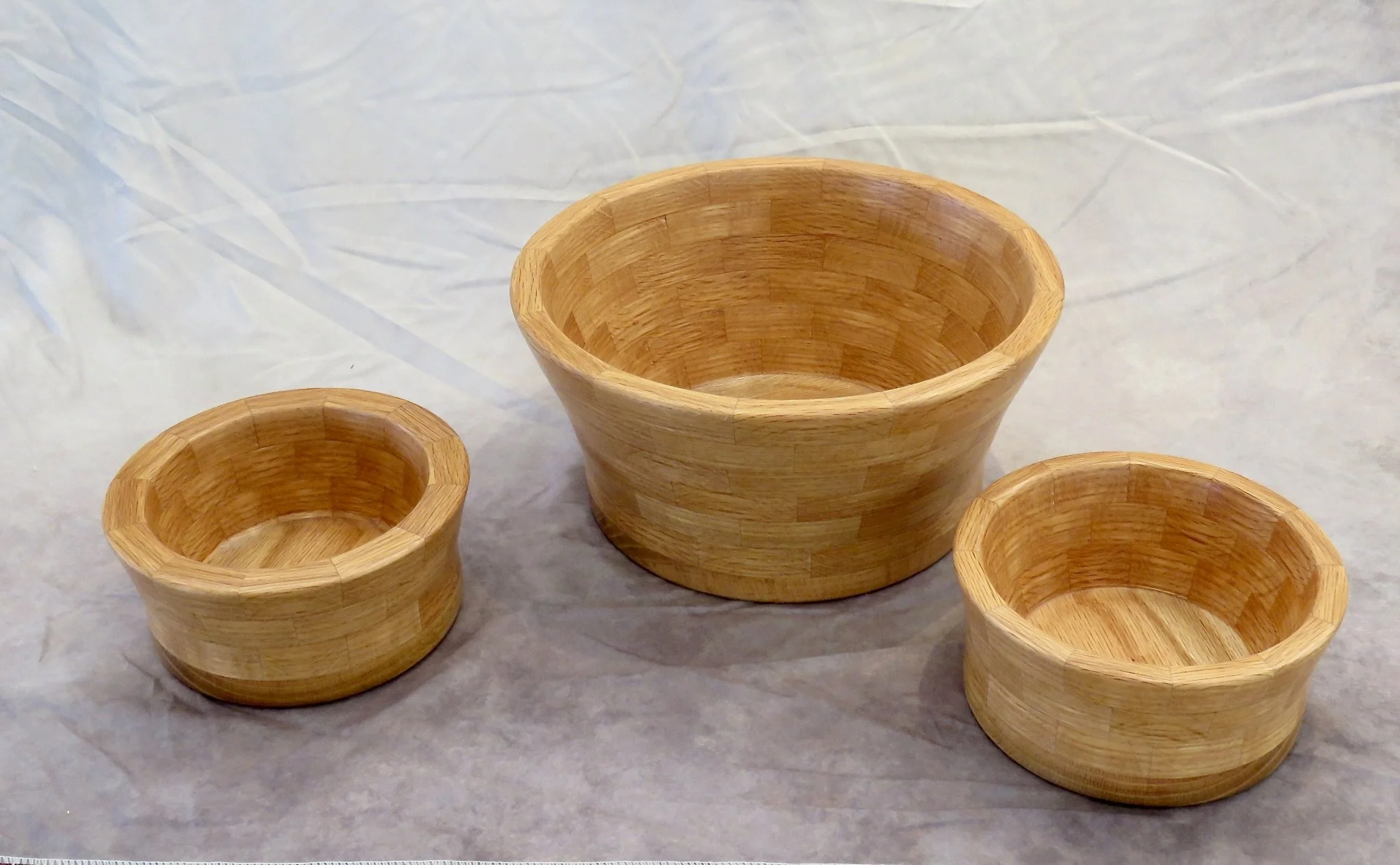 Douglas Downey salad bowl set red oak.JPG