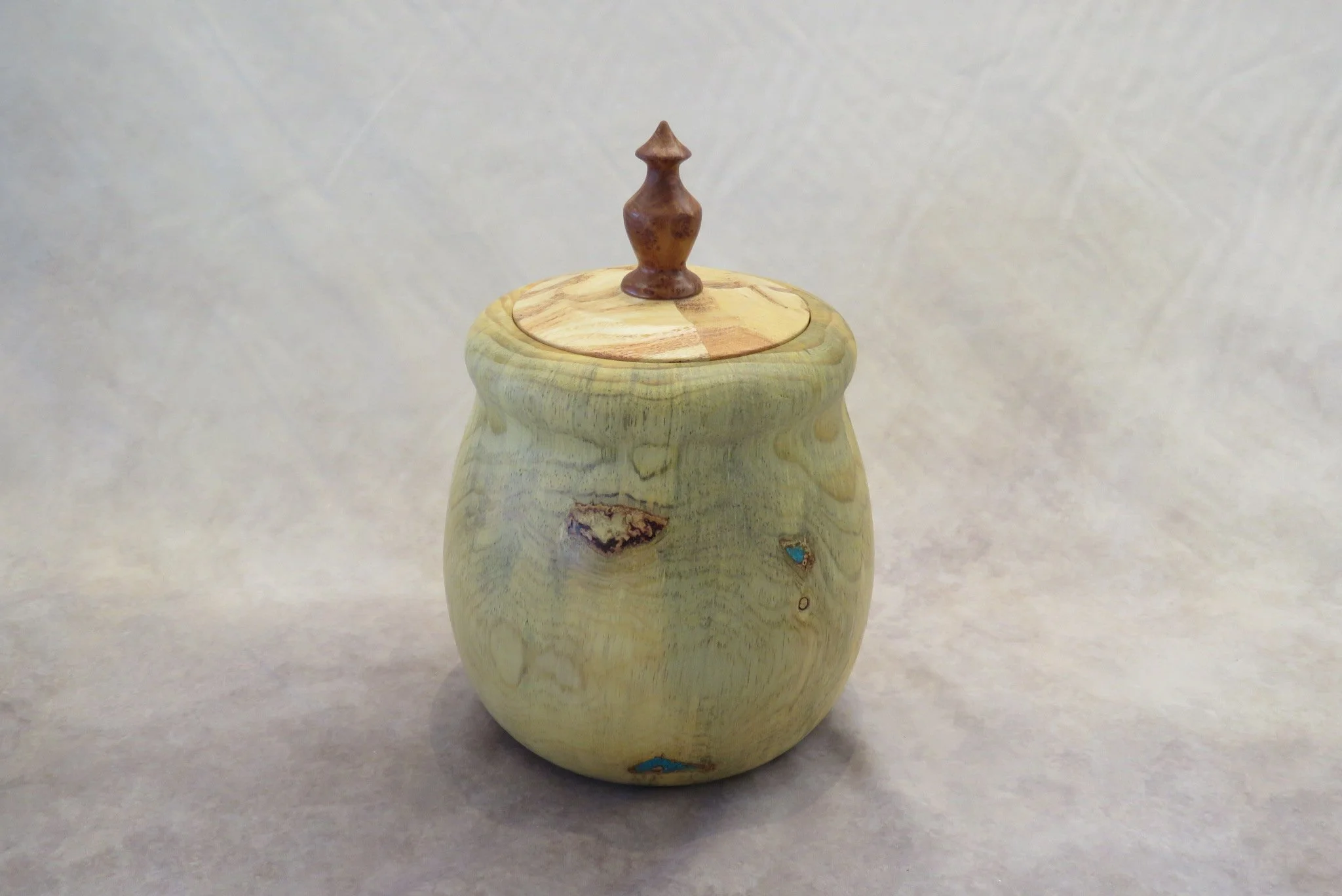 Scott Eckstein
Covered Bowl-Pine