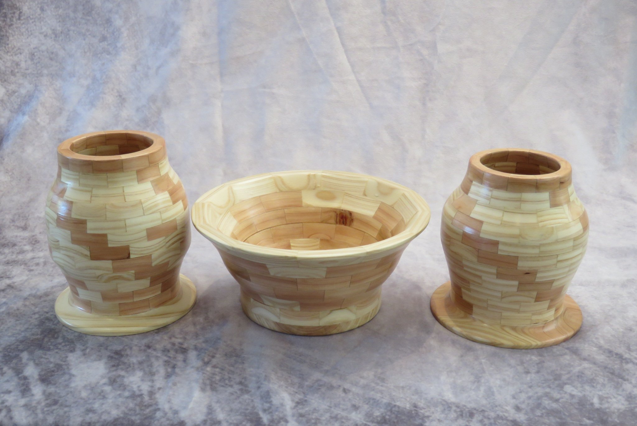 Duglas Downey
Vases & bowl-Fir