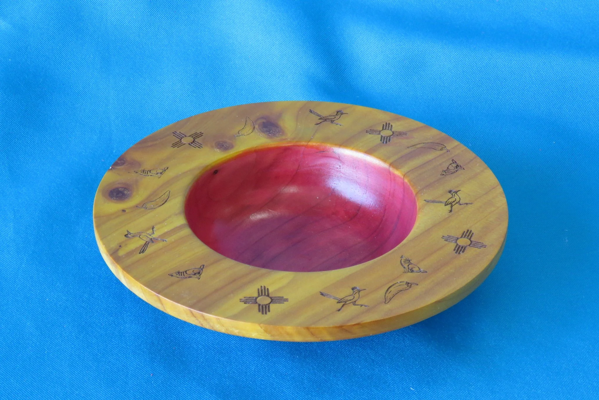 Louis Peterson
Bowl, Cedar with images