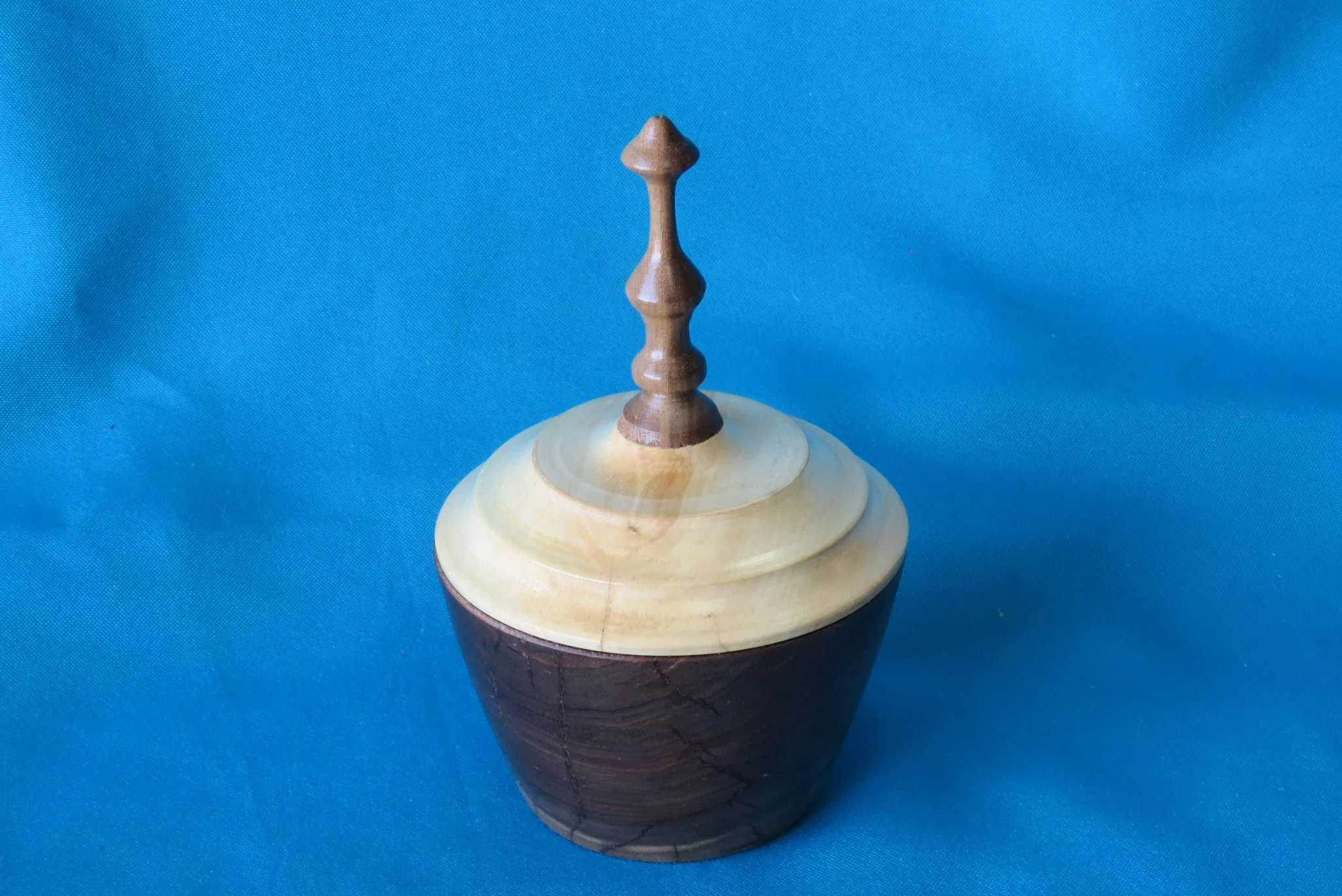 Robert Rocheleau
Lidded box, walnut, maple