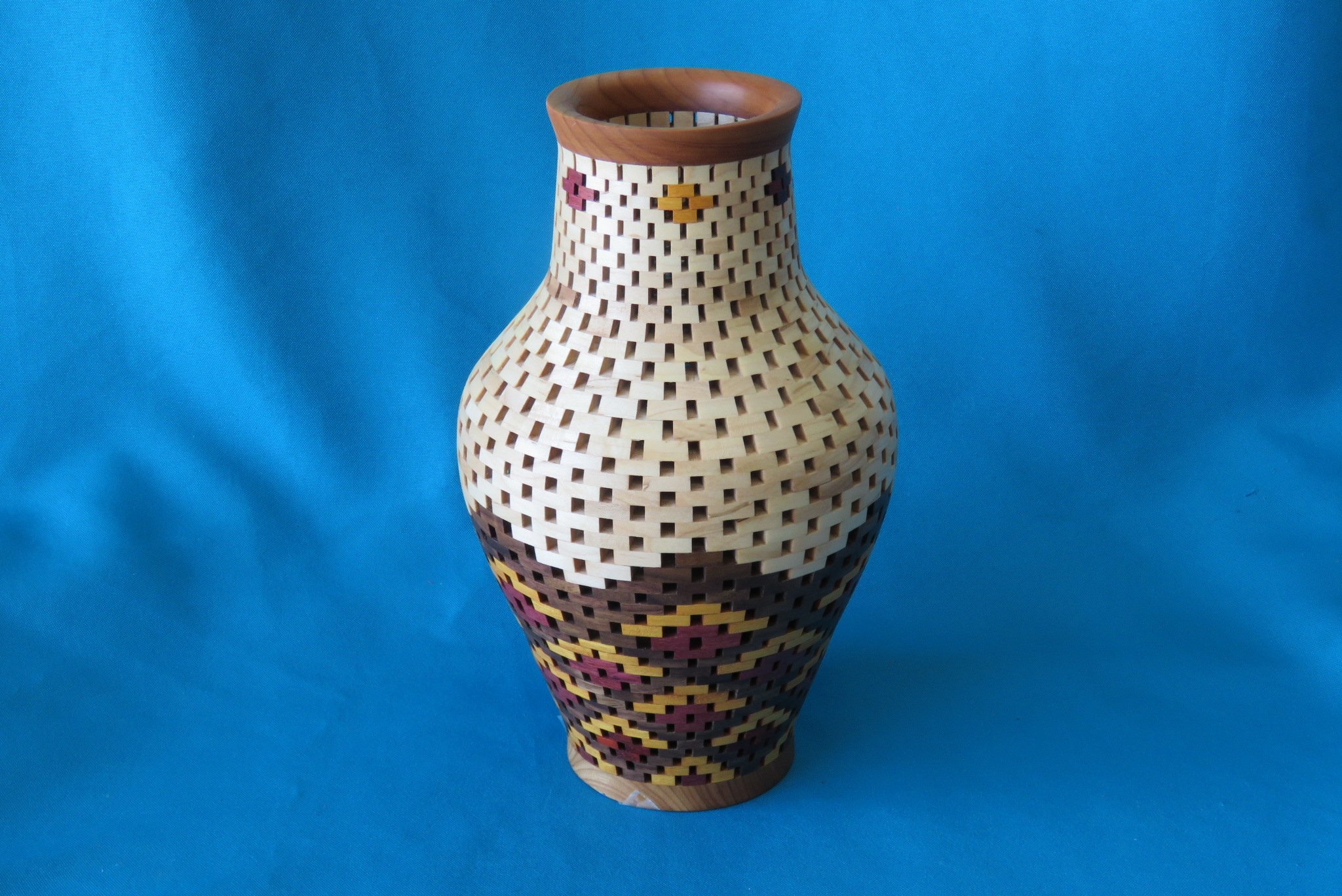 Dennis Cahill
Segmented vase, 1st, Best of Show