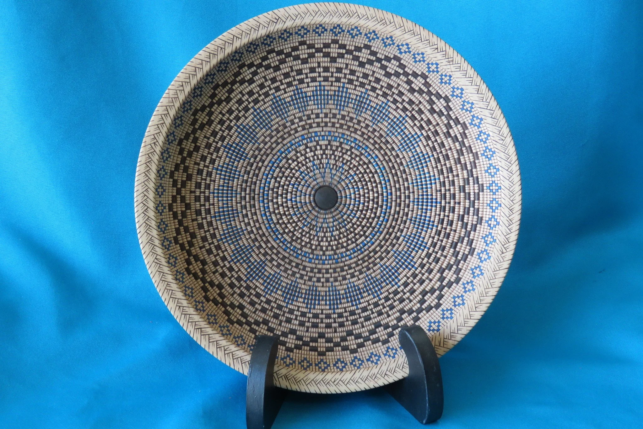 David Croxton
Basket illusion, 1st