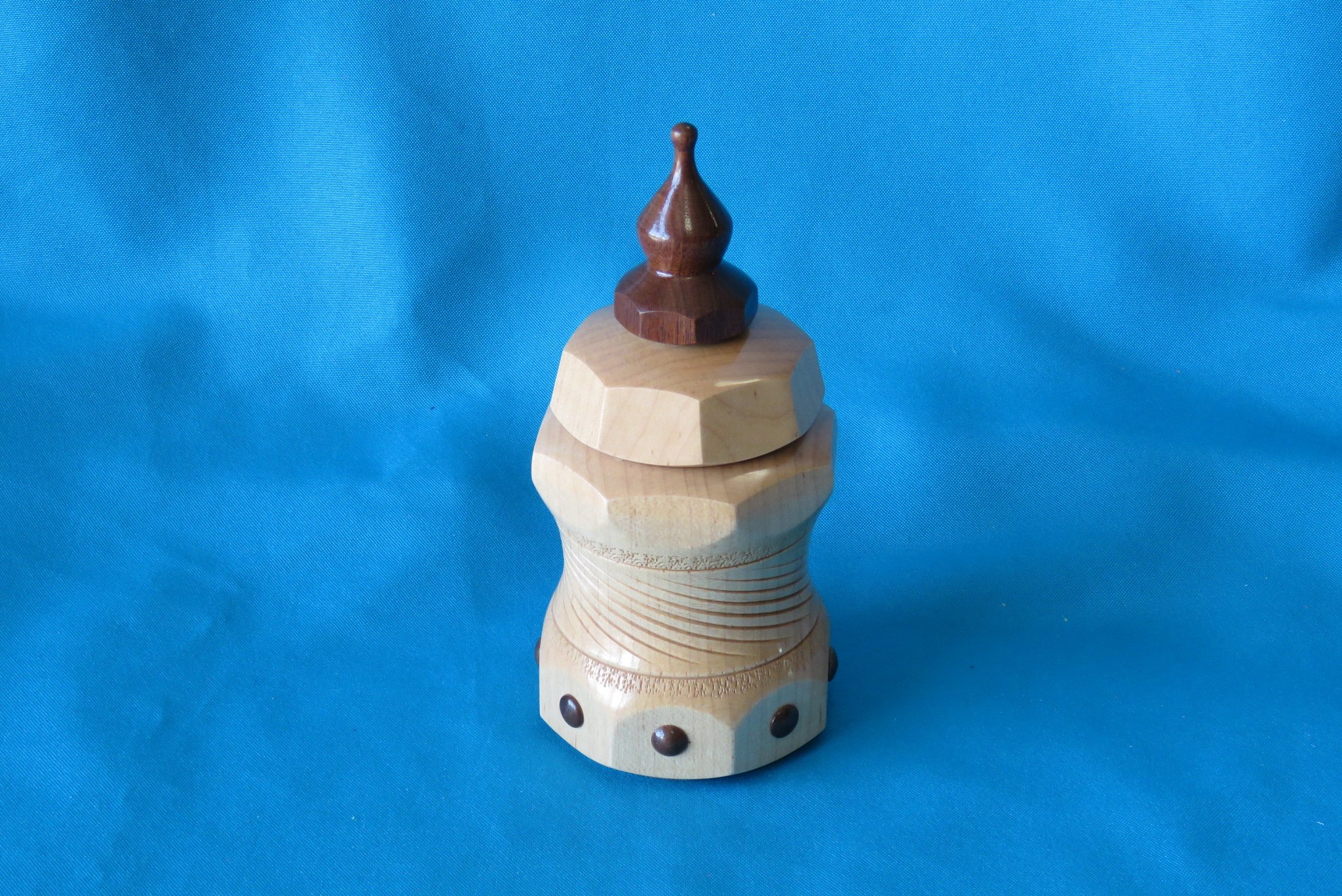 Jim Blakely
Lidded box, Maple, textured