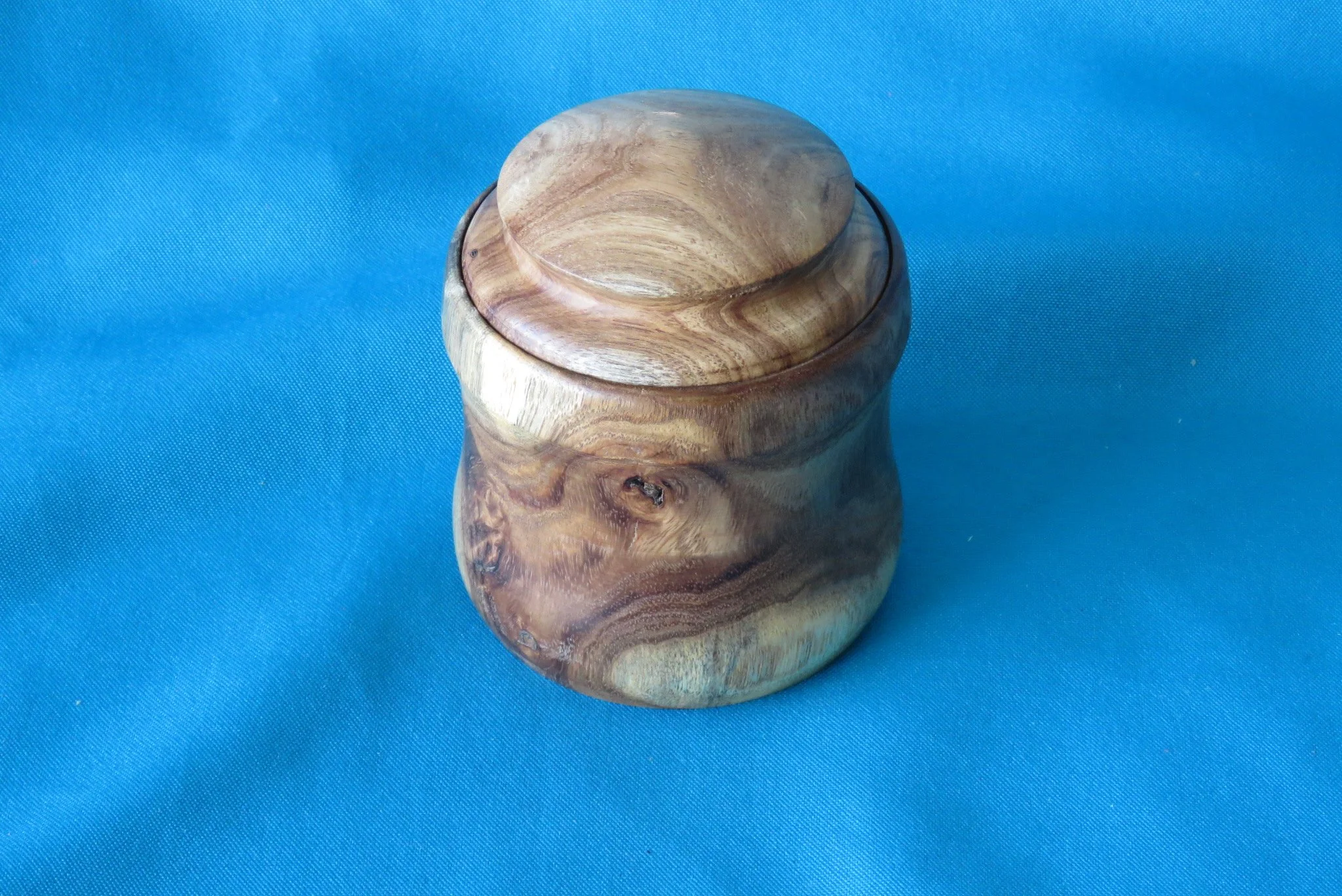 Larry Evans
Lidded box, 2nd
