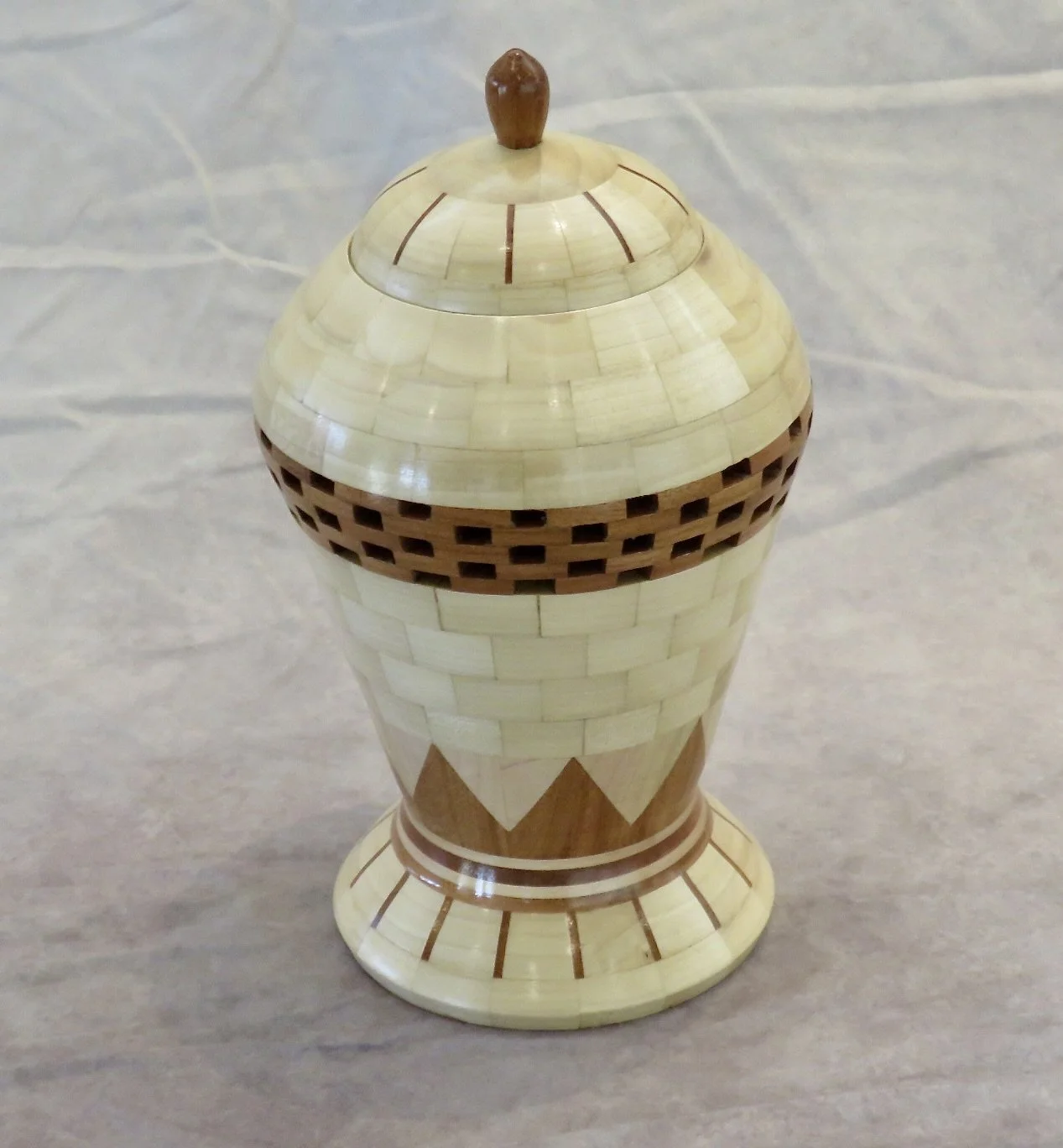 Bob Rocheleau open_closed segment vasel jatoba maple.JPG